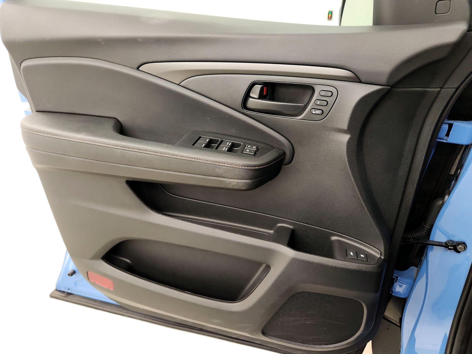 Thumbnail: 2024 Honda Passport - 12