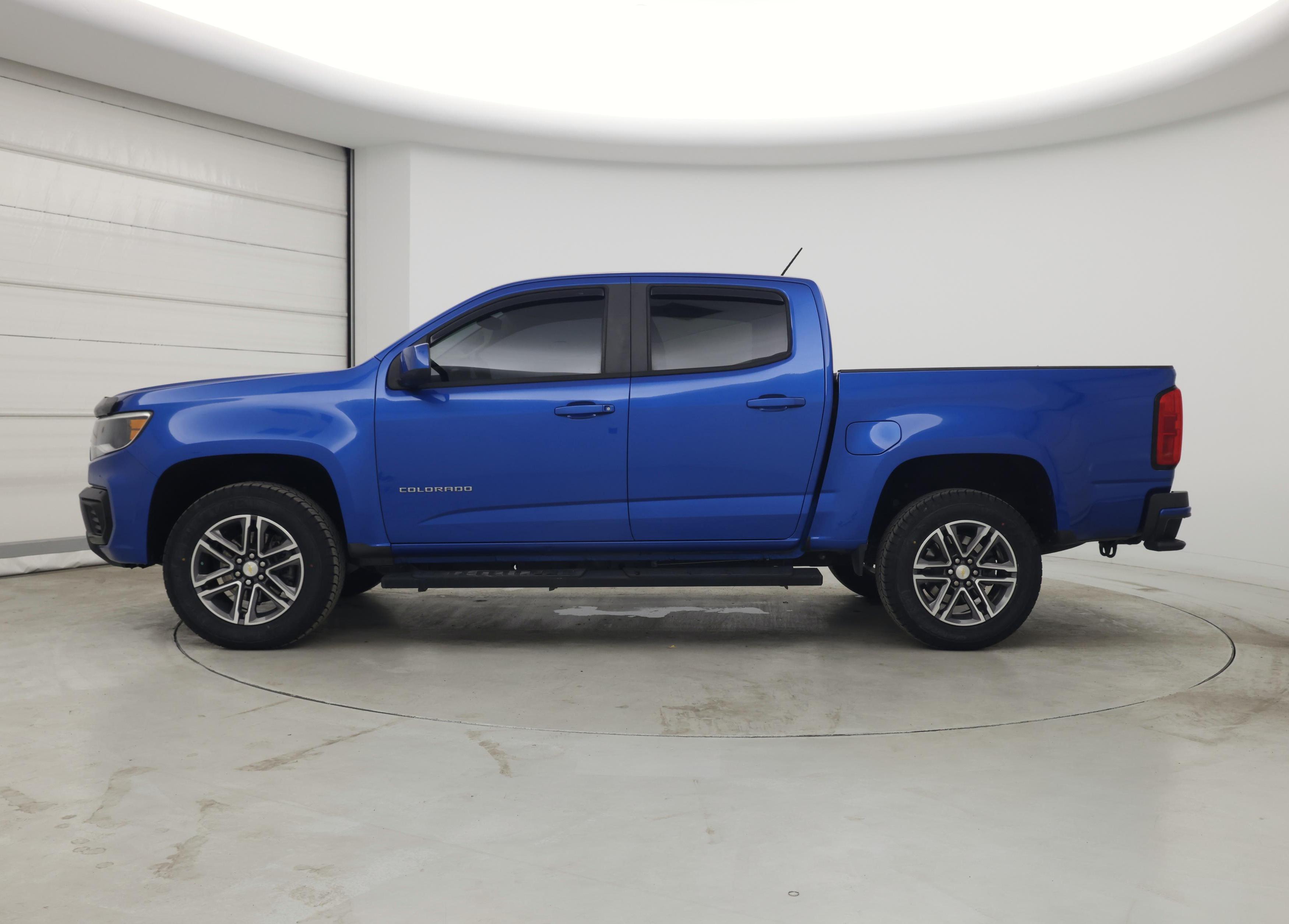 Thumbnail: 2021 Chevrolet Colorado - 3