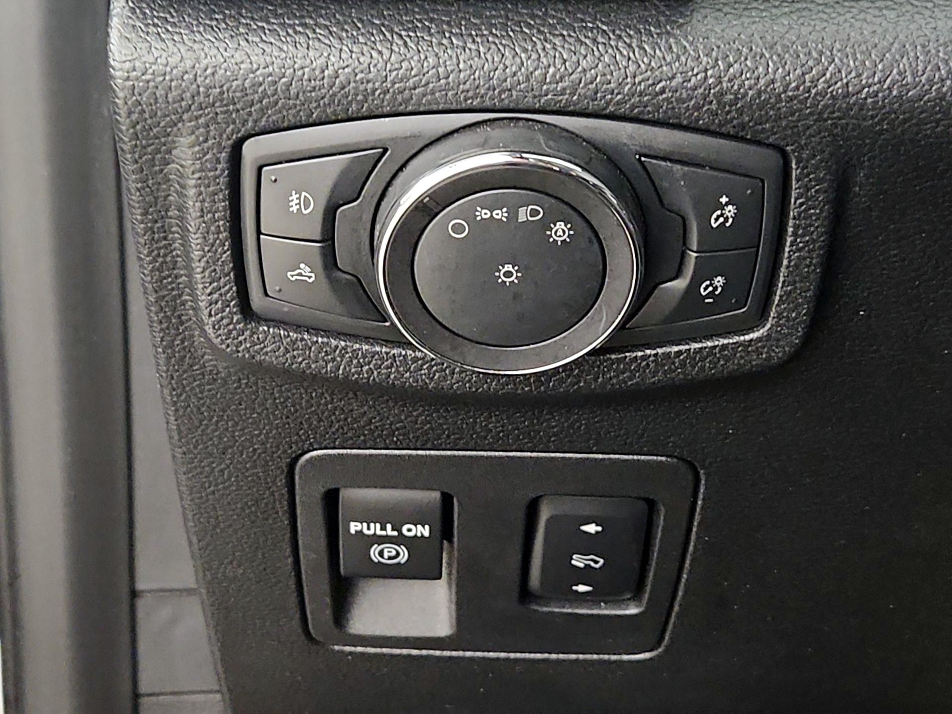 Thumbnail: 2019 Ford F-150 - 13