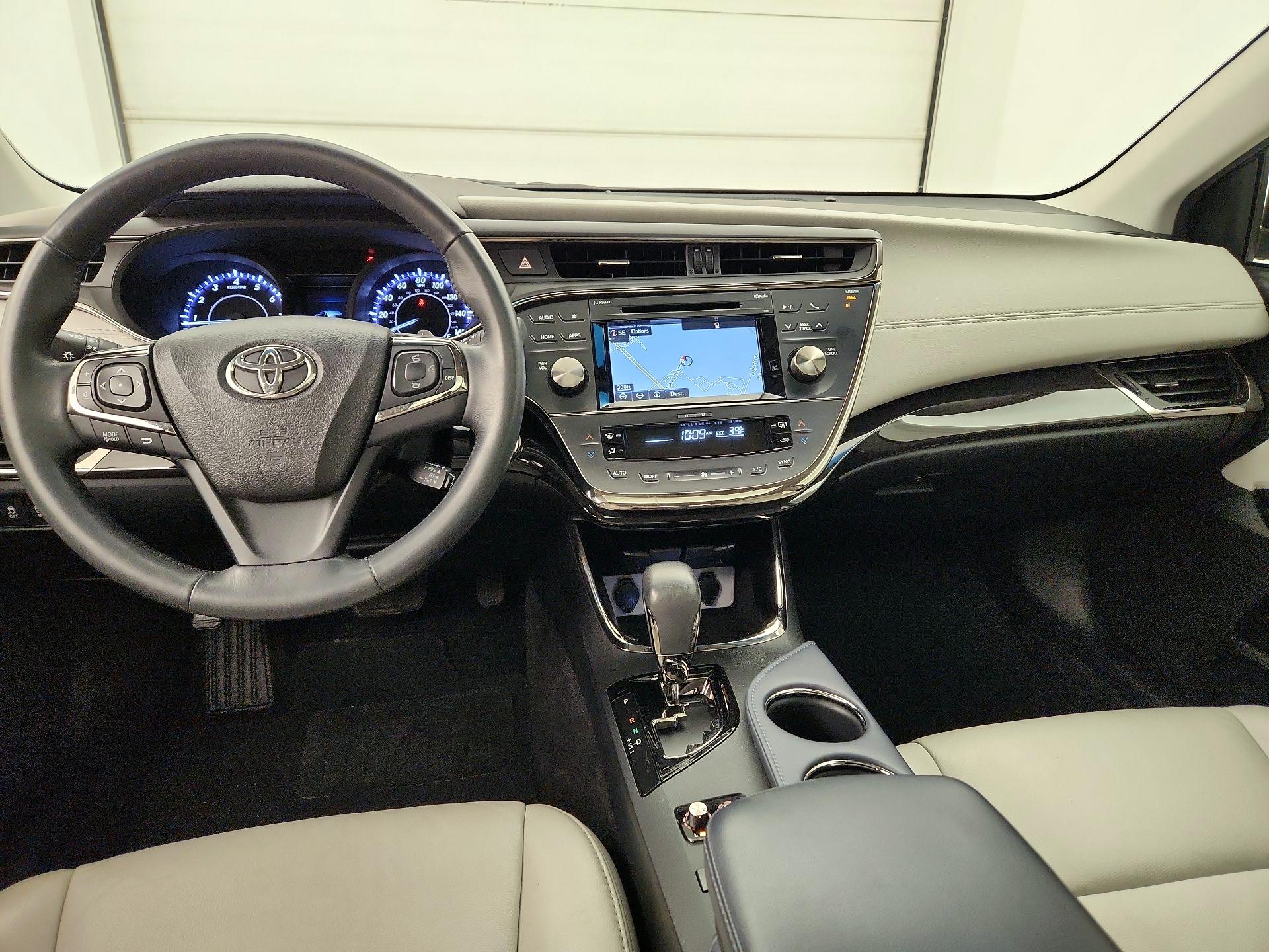 Thumbnail: 2015 Toyota Avalon - 9