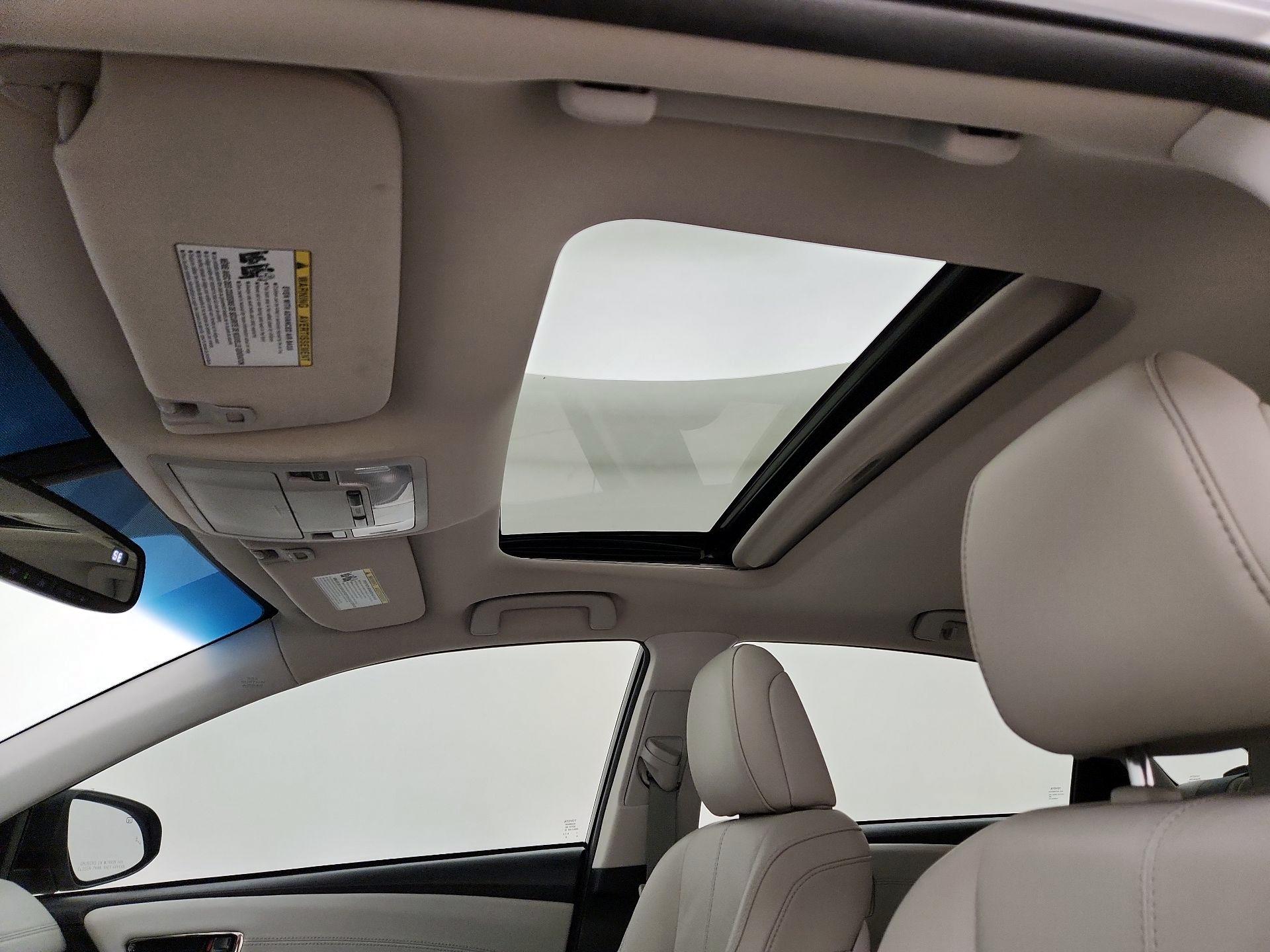 Thumbnail: 2015 Toyota Avalon - 20