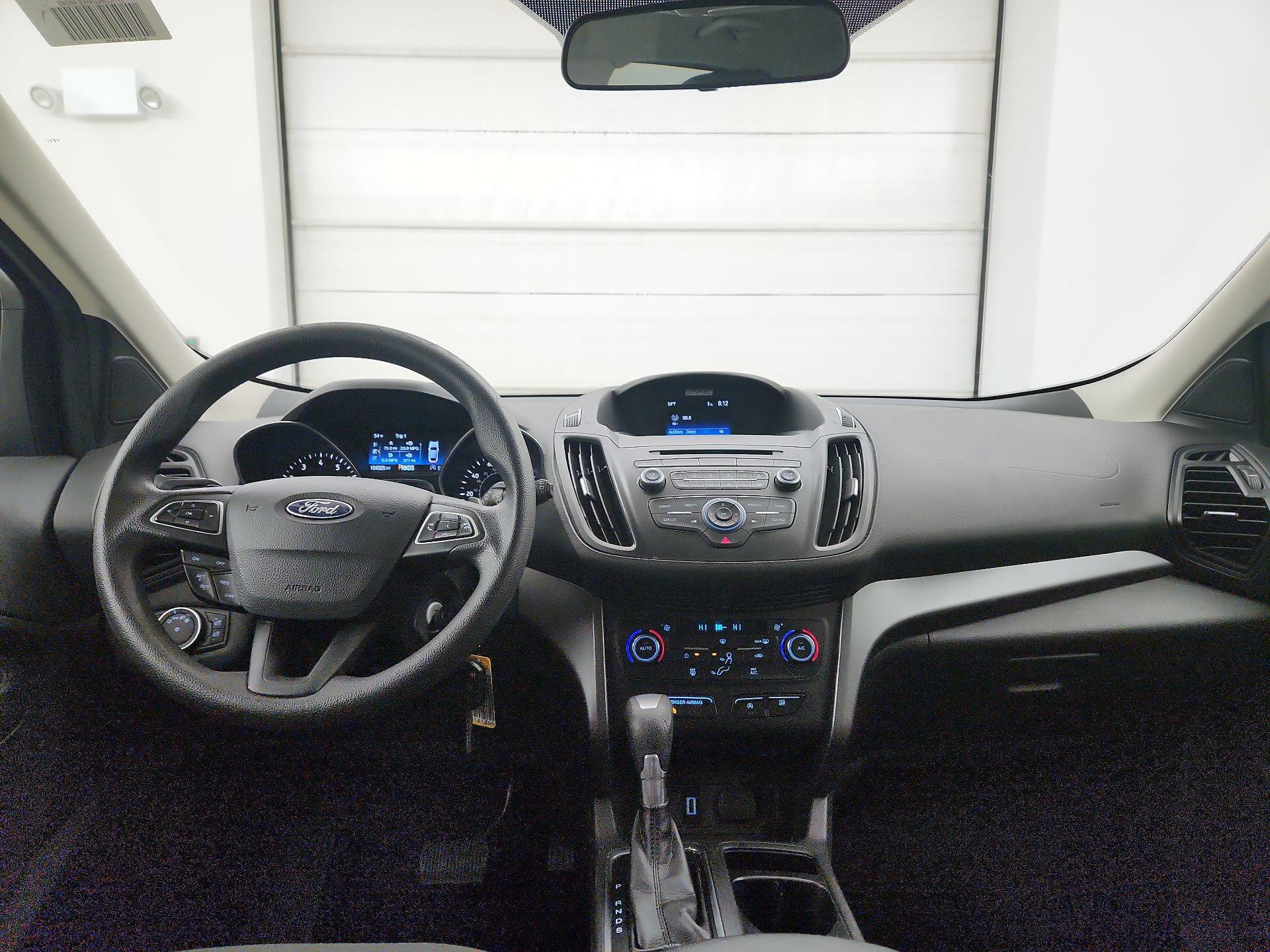 Thumbnail: 2017 Ford Escape - 9