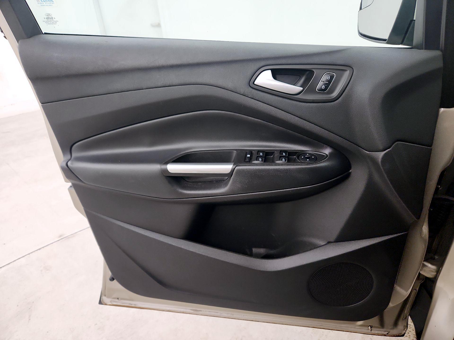 Thumbnail: 2017 Ford Escape - 12