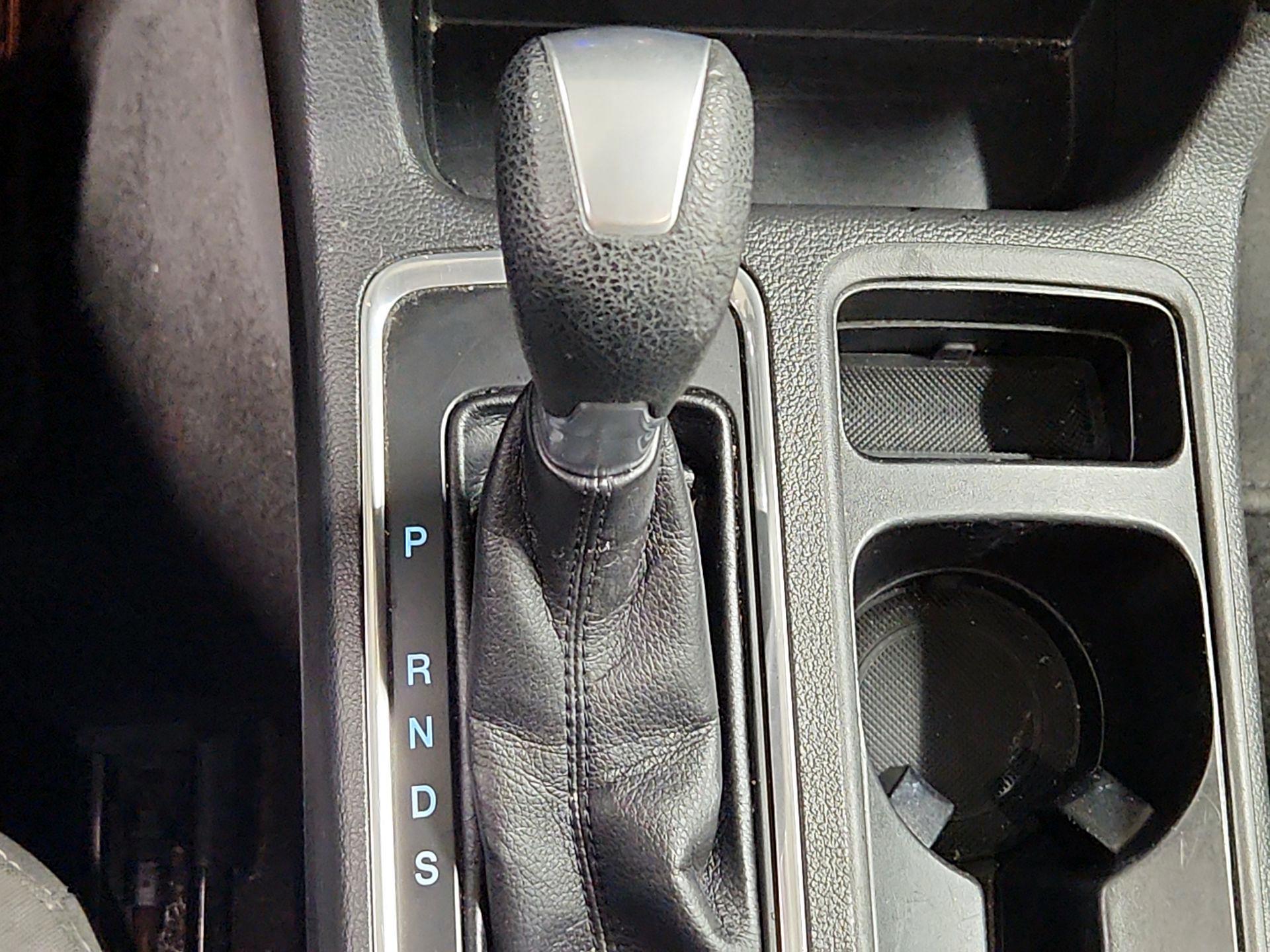 Thumbnail: 2017 Ford Escape - 17