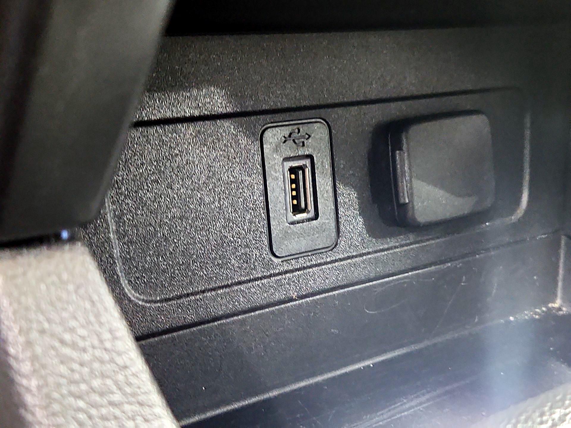 Thumbnail: 2017 Ford Escape - 18