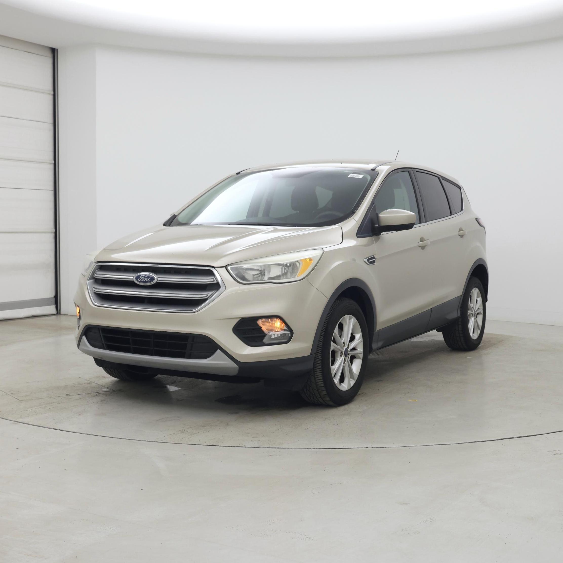 Thumbnail: 2017 Ford Escape - 4