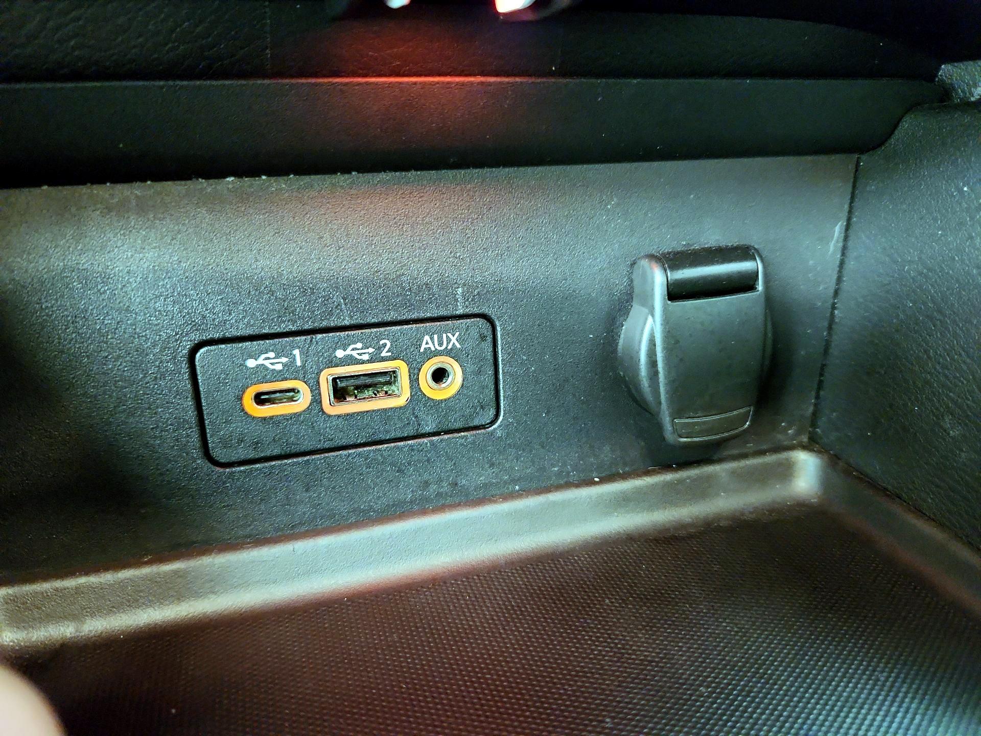 Thumbnail: 2021 Nissan Sentra - 18