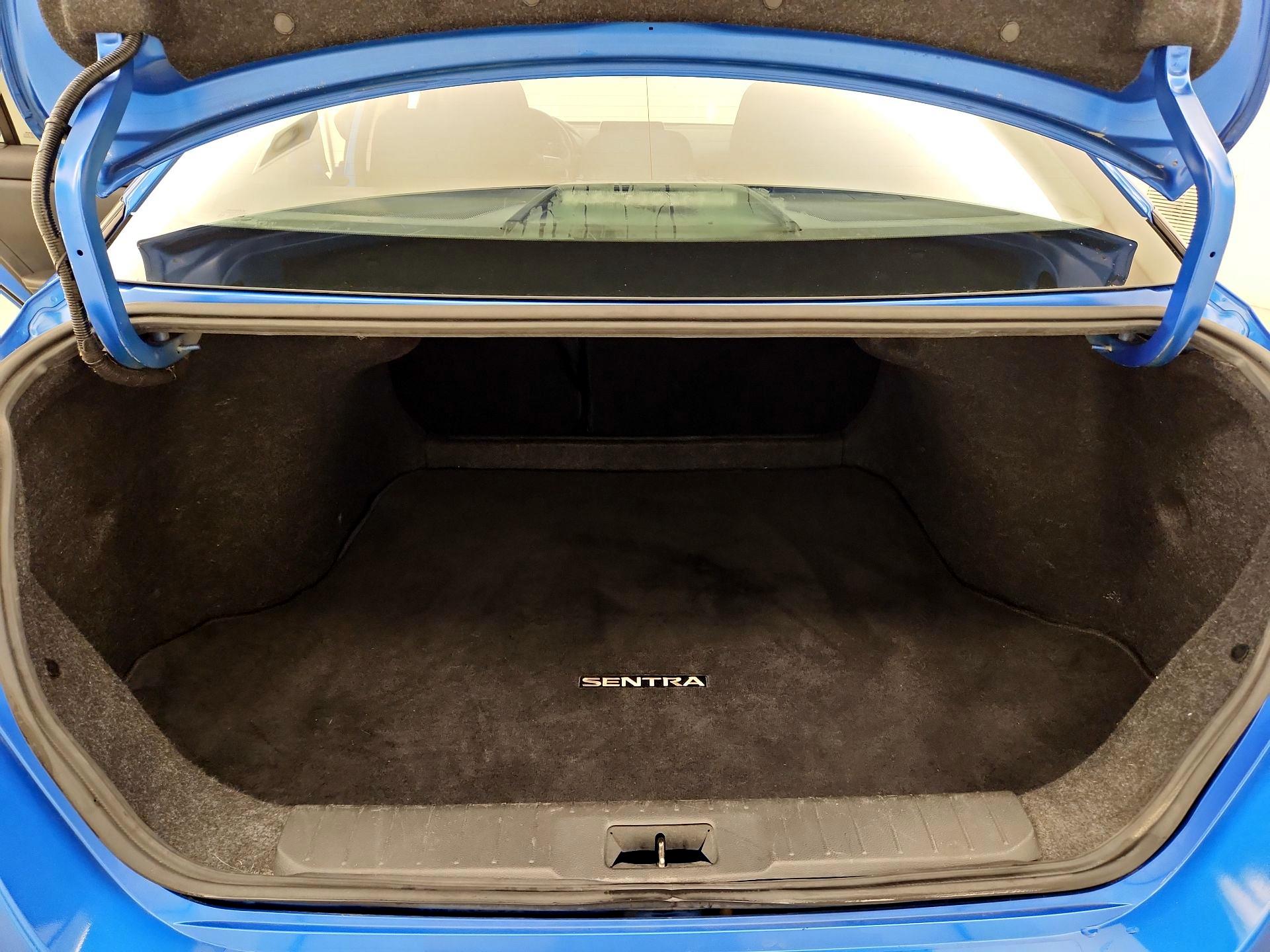 Thumbnail: 2021 Nissan Sentra - 20