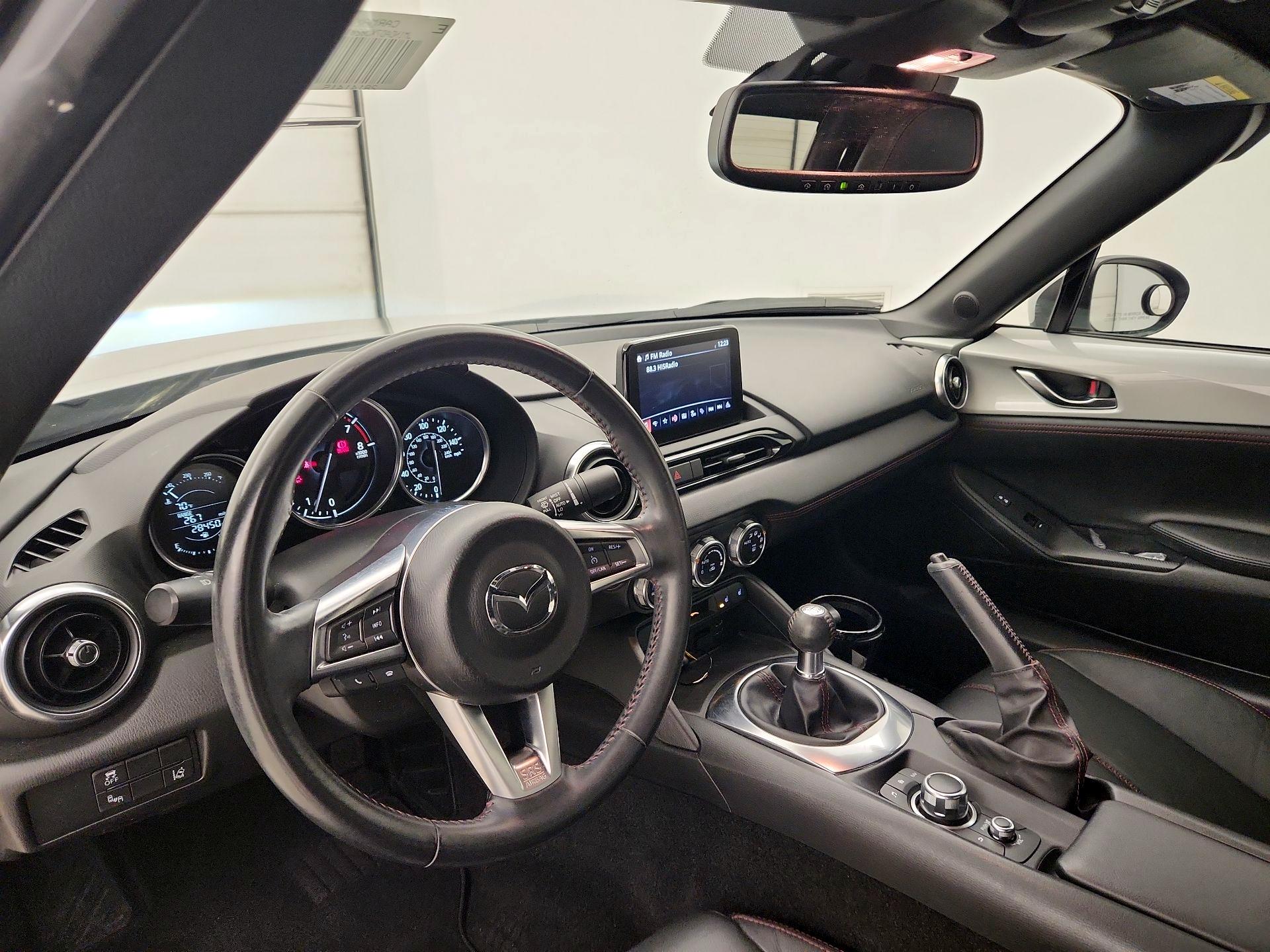 Thumbnail: 2018 Mazda MX-5 Miata - 9