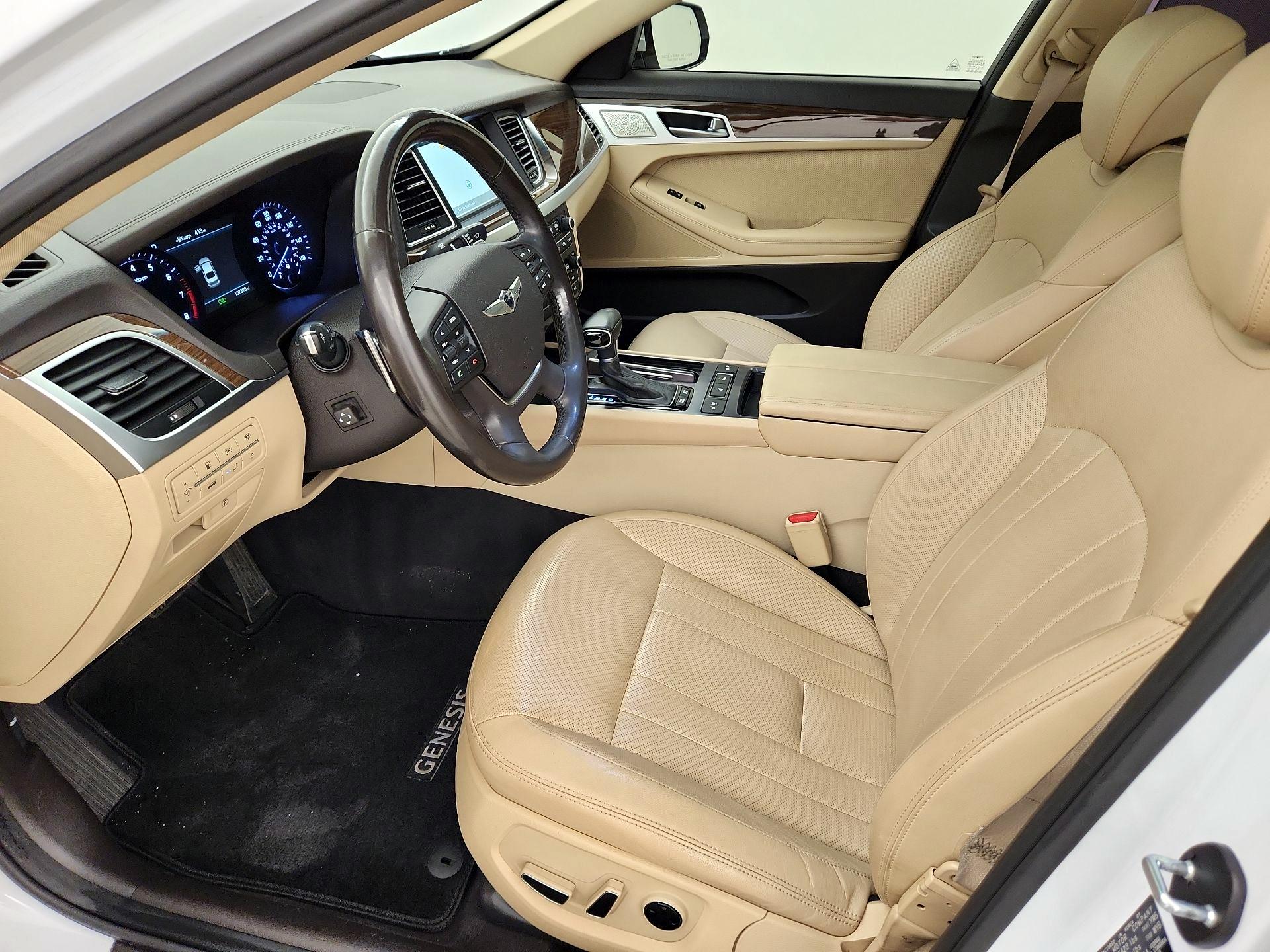 Thumbnail: 2018 Genesis G80 - 11