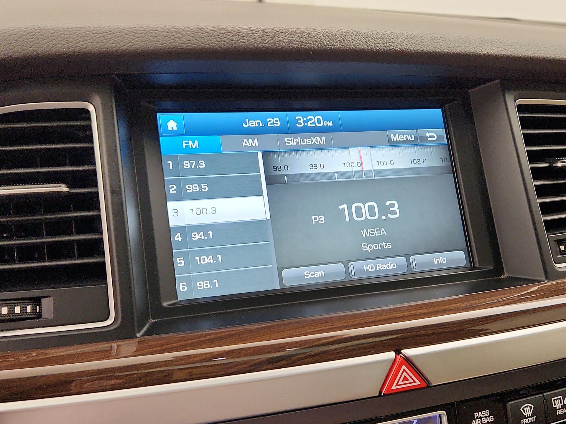 Thumbnail: 2018 Genesis G80 - 16