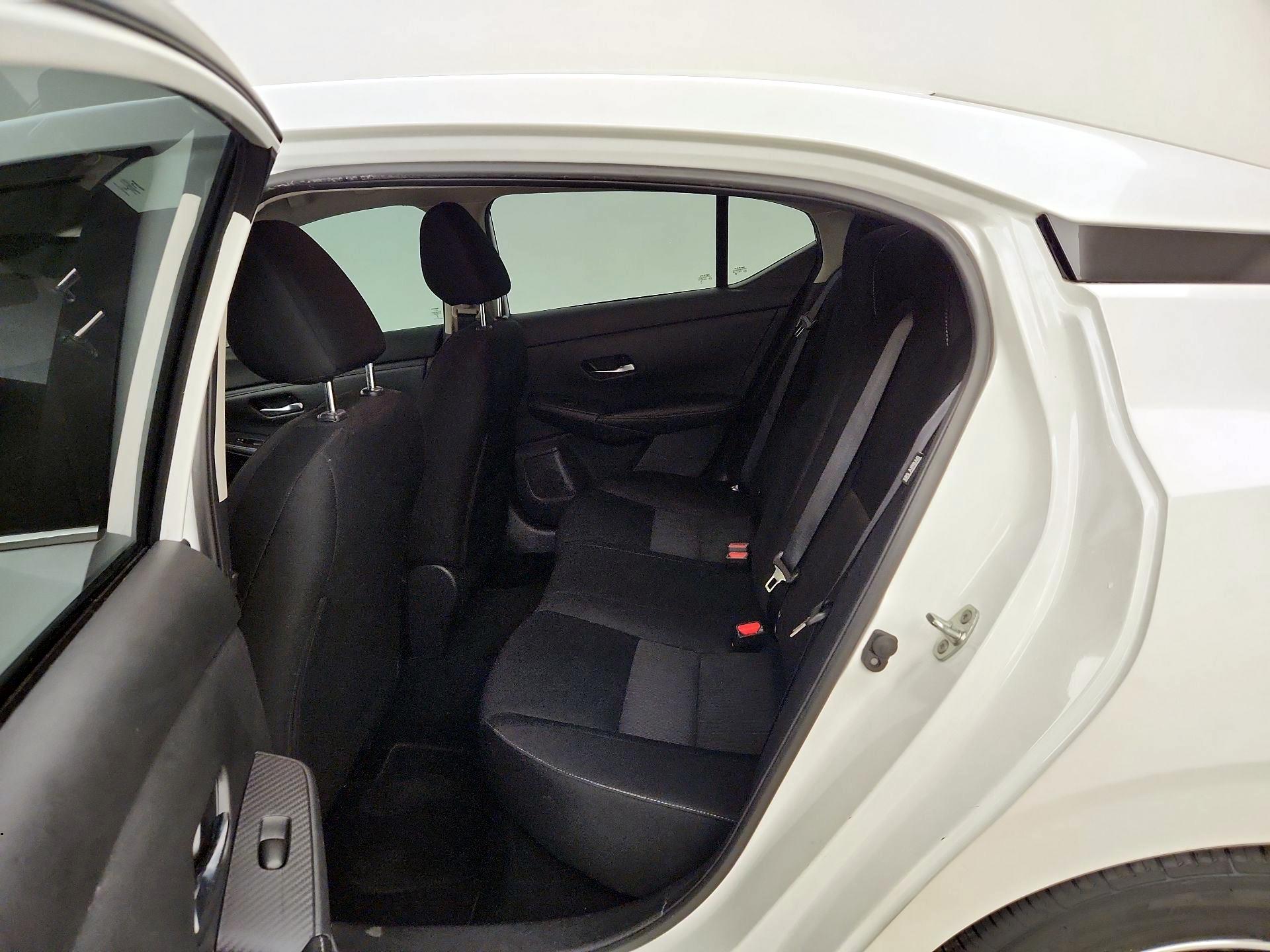 Thumbnail: 2023 Nissan Sentra - 17