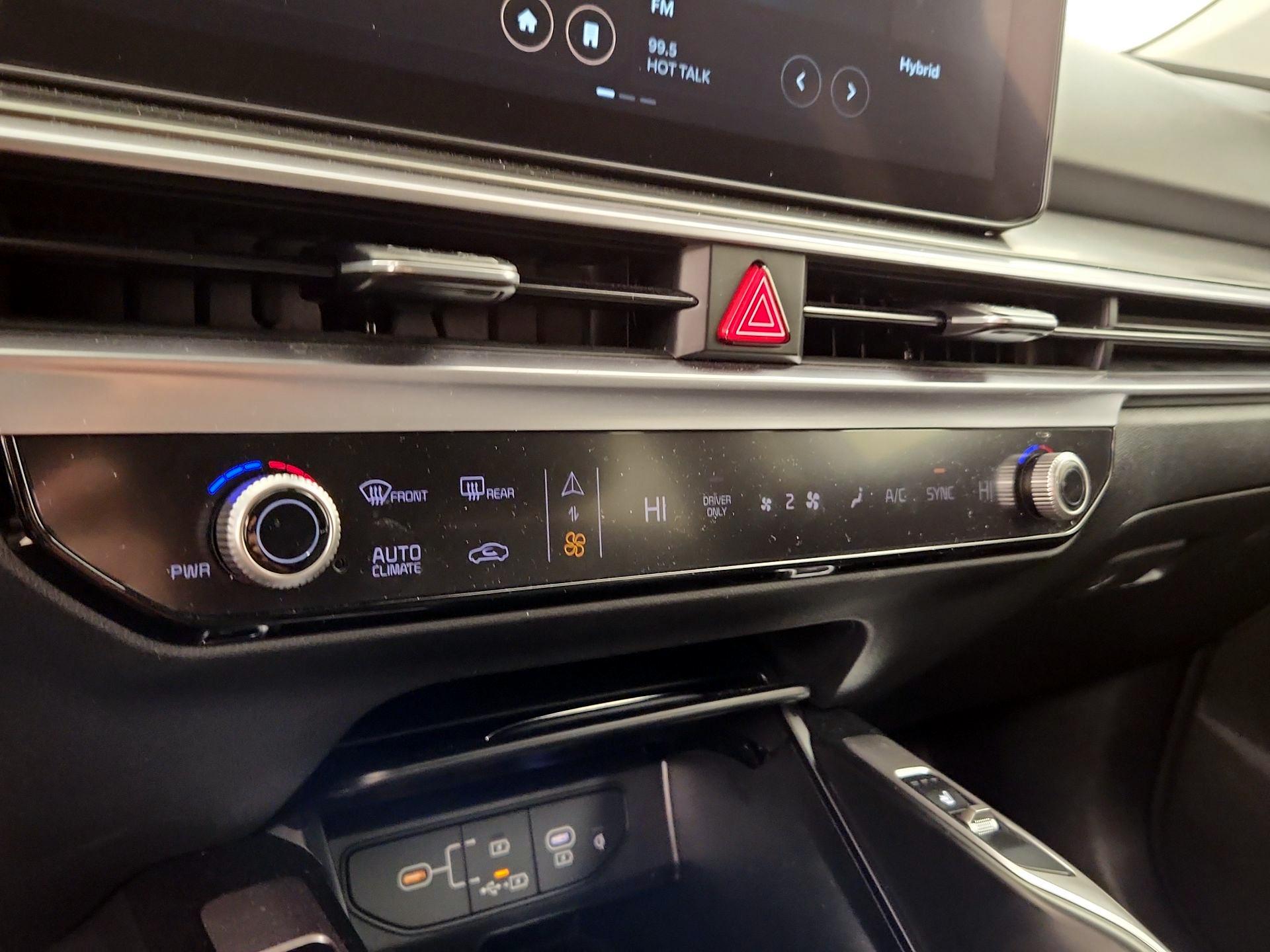 Thumbnail: 2025 Kia Sorento - 15