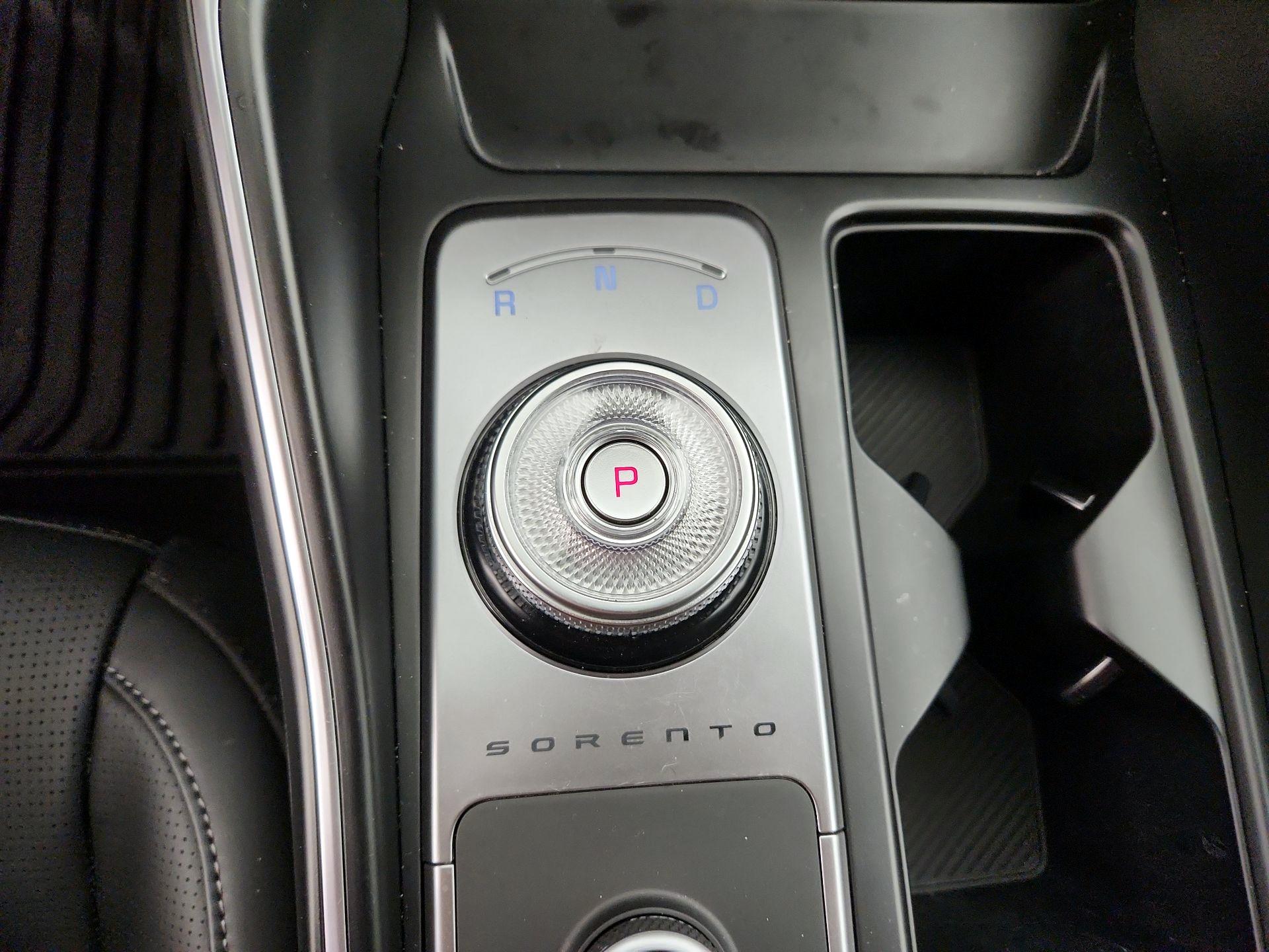 Thumbnail: 2025 Kia Sorento - 16