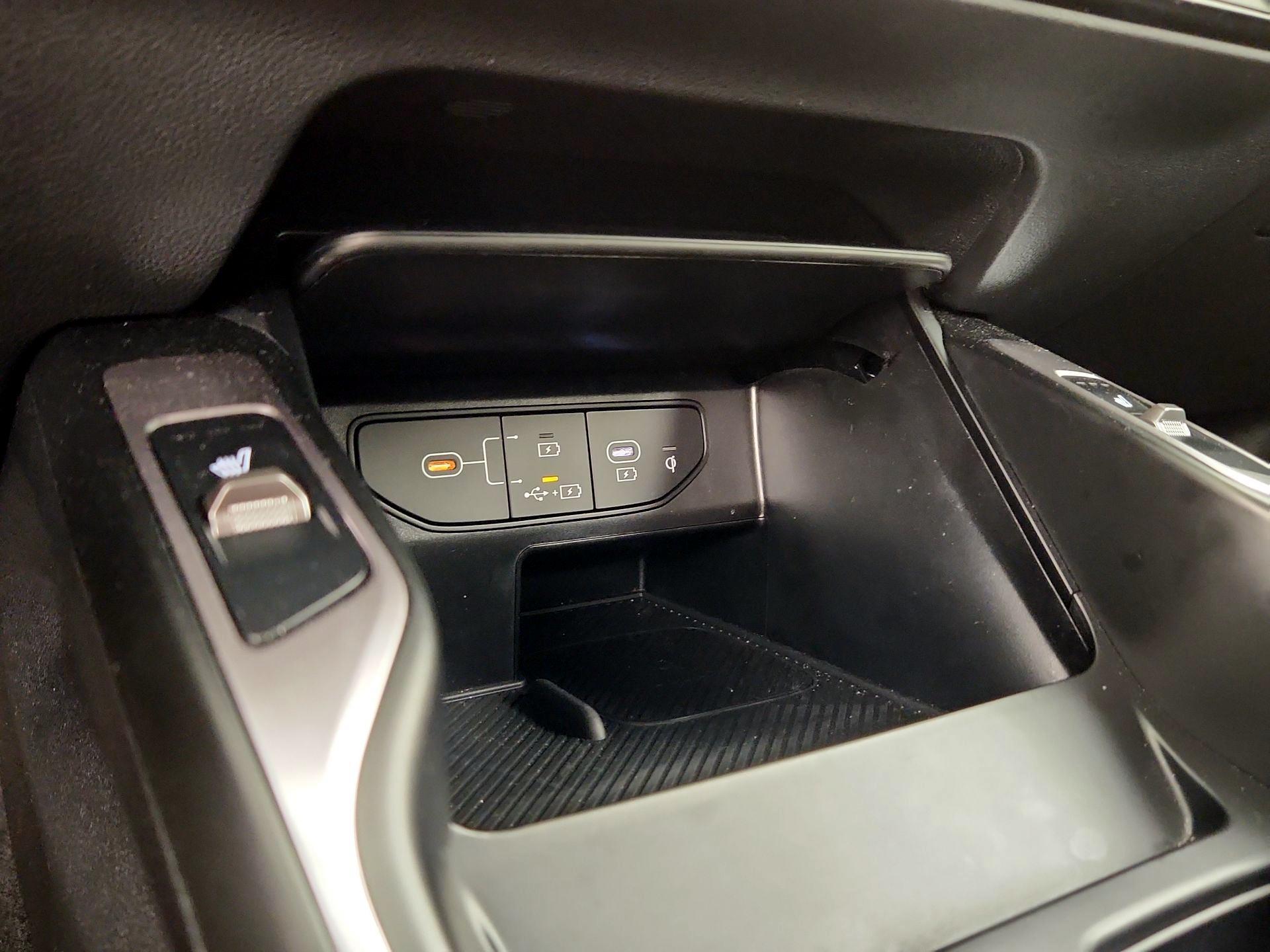 Thumbnail: 2025 Kia Sorento - 17