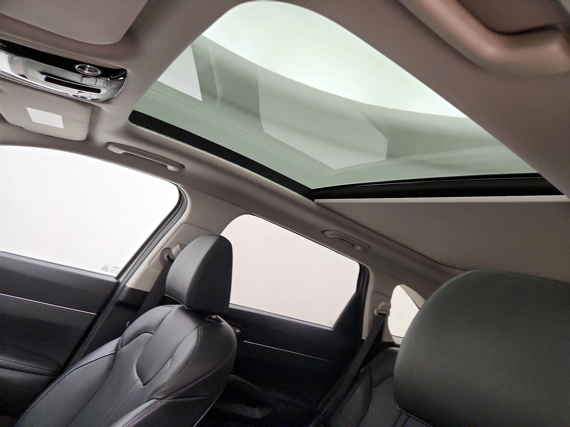 Thumbnail: 2025 Kia Sorento - 18