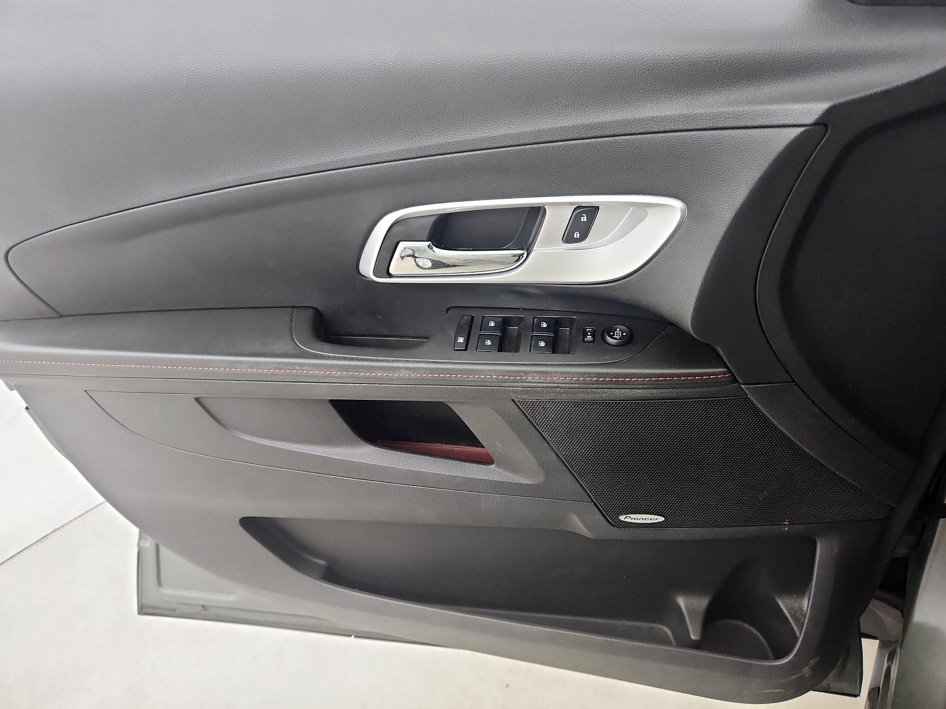 Thumbnail: 2015 Chevrolet Equinox - 12