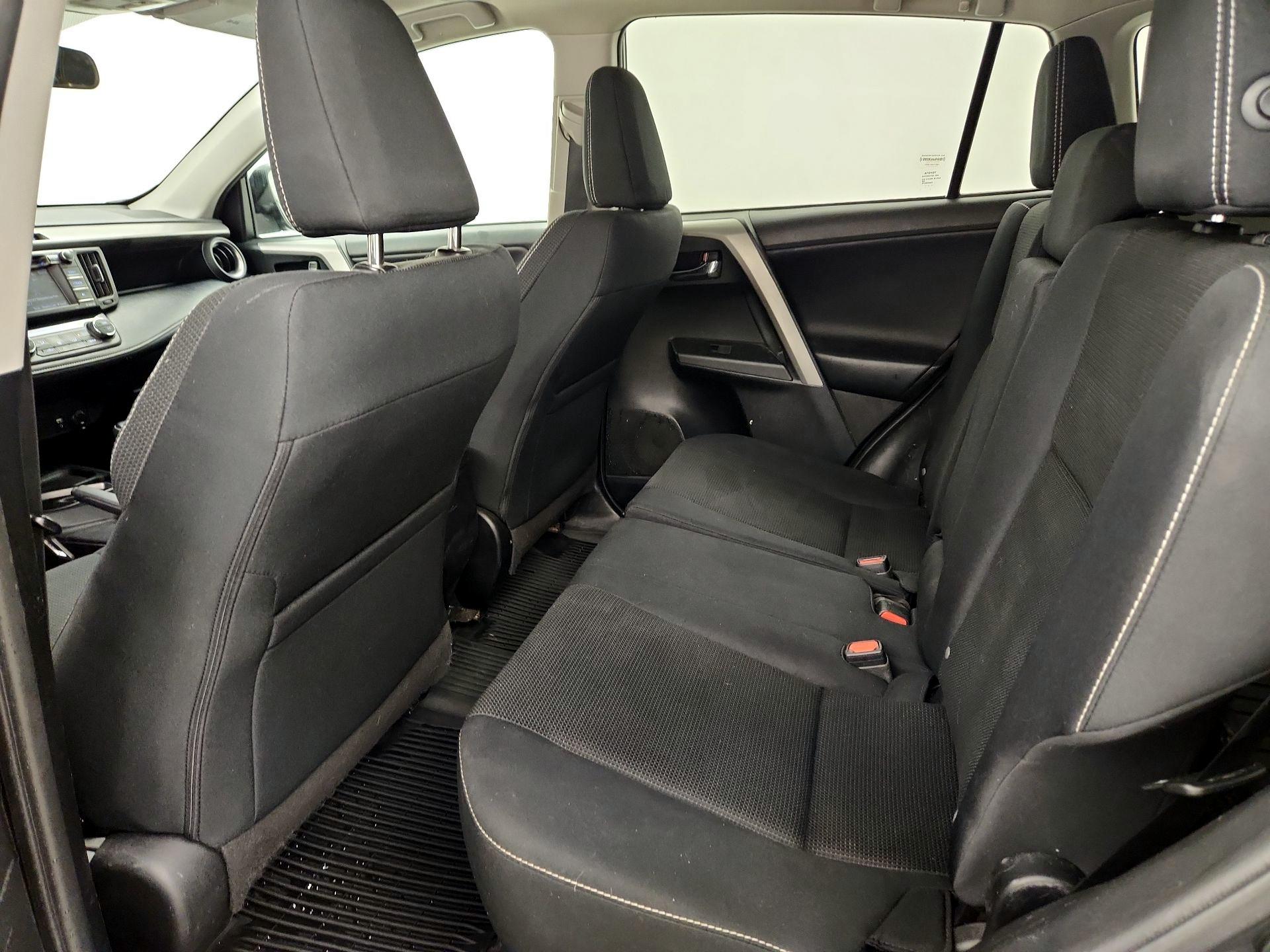 Thumbnail: 2017 Toyota RAV4 - 18