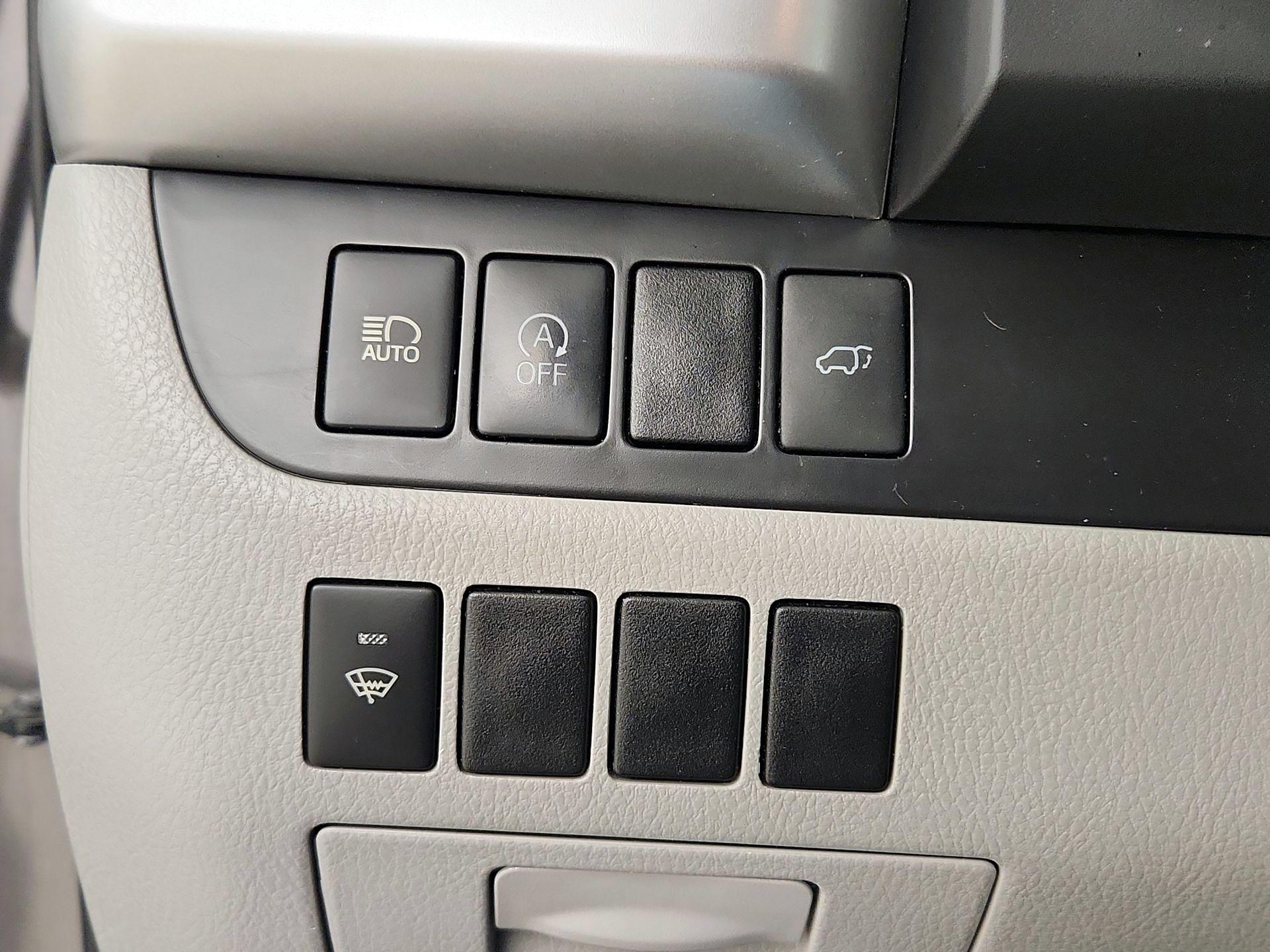 Thumbnail: 2018 Toyota Highlander - 13