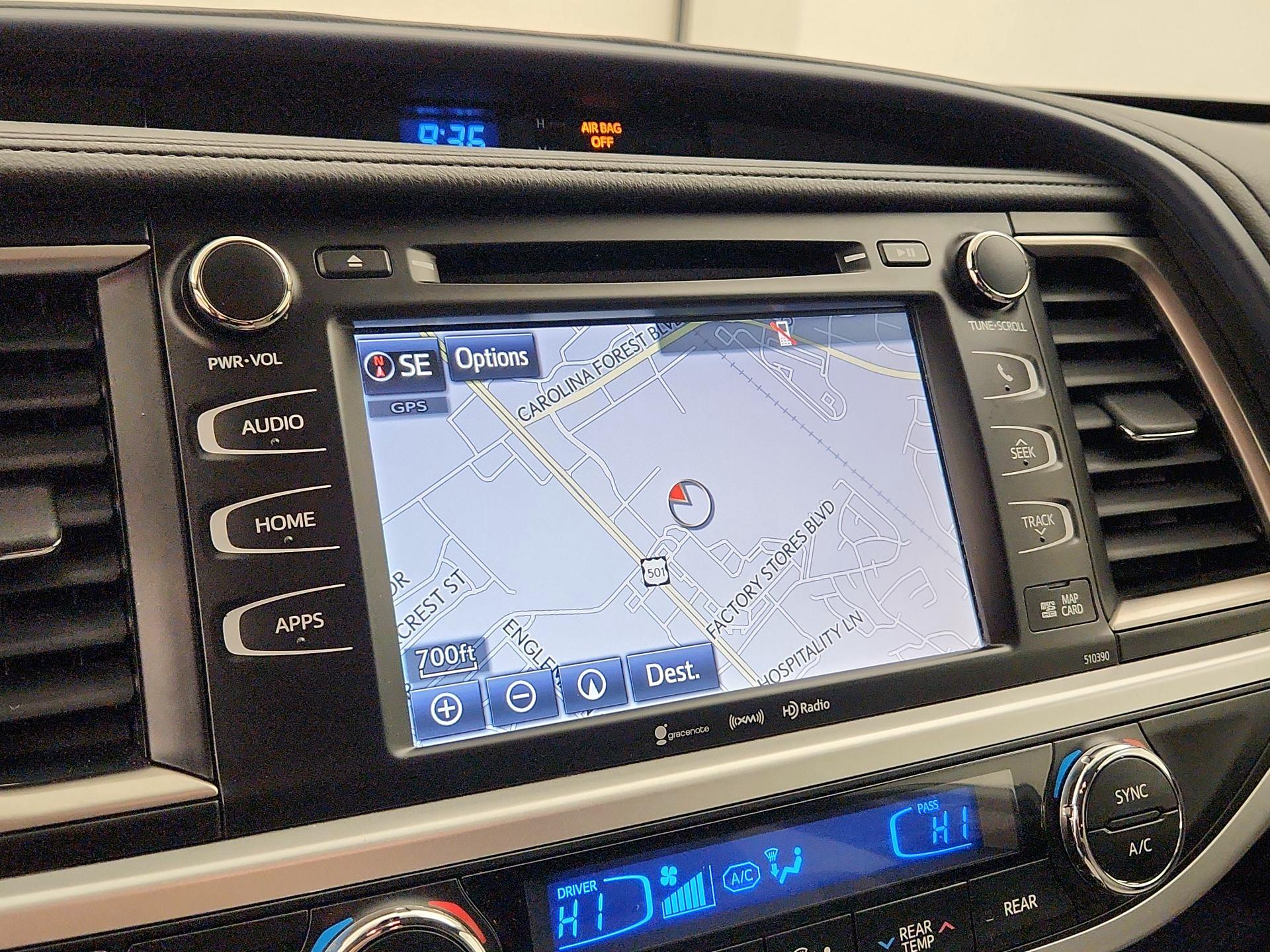 Thumbnail: 2018 Toyota Highlander - 14