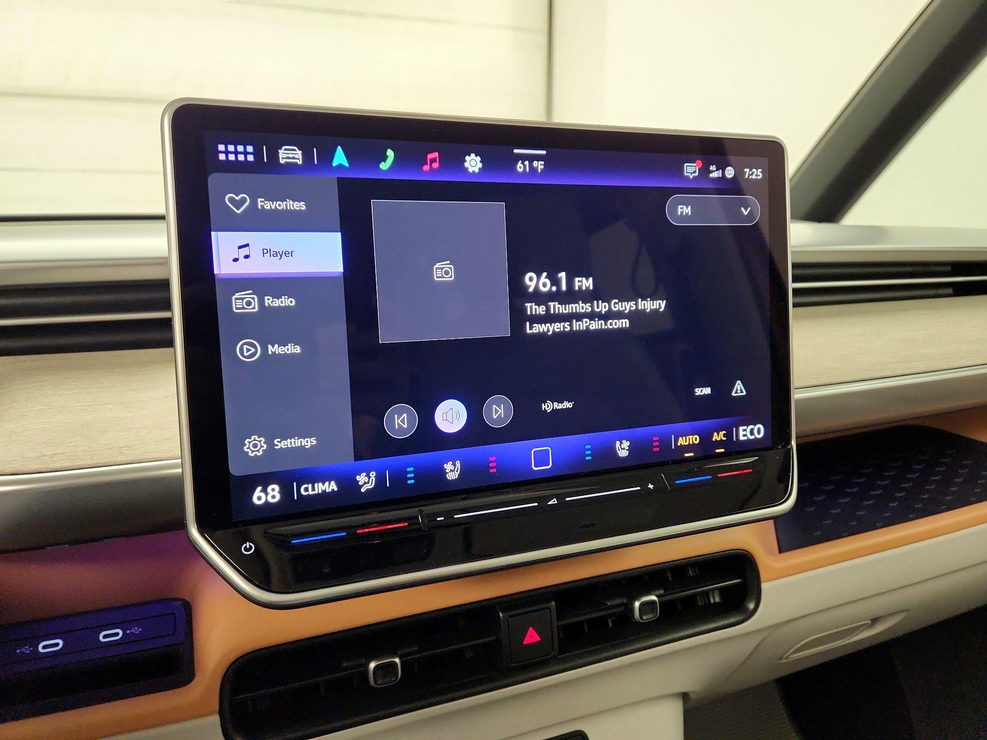 Thumbnail: 2025 Volkswagen ID.Buzz - 16