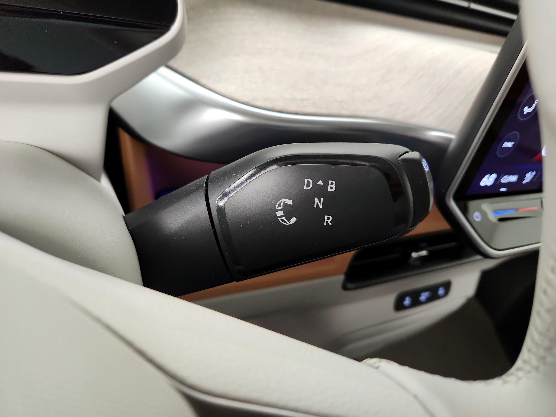 Thumbnail: 2025 Volkswagen ID.Buzz - 18