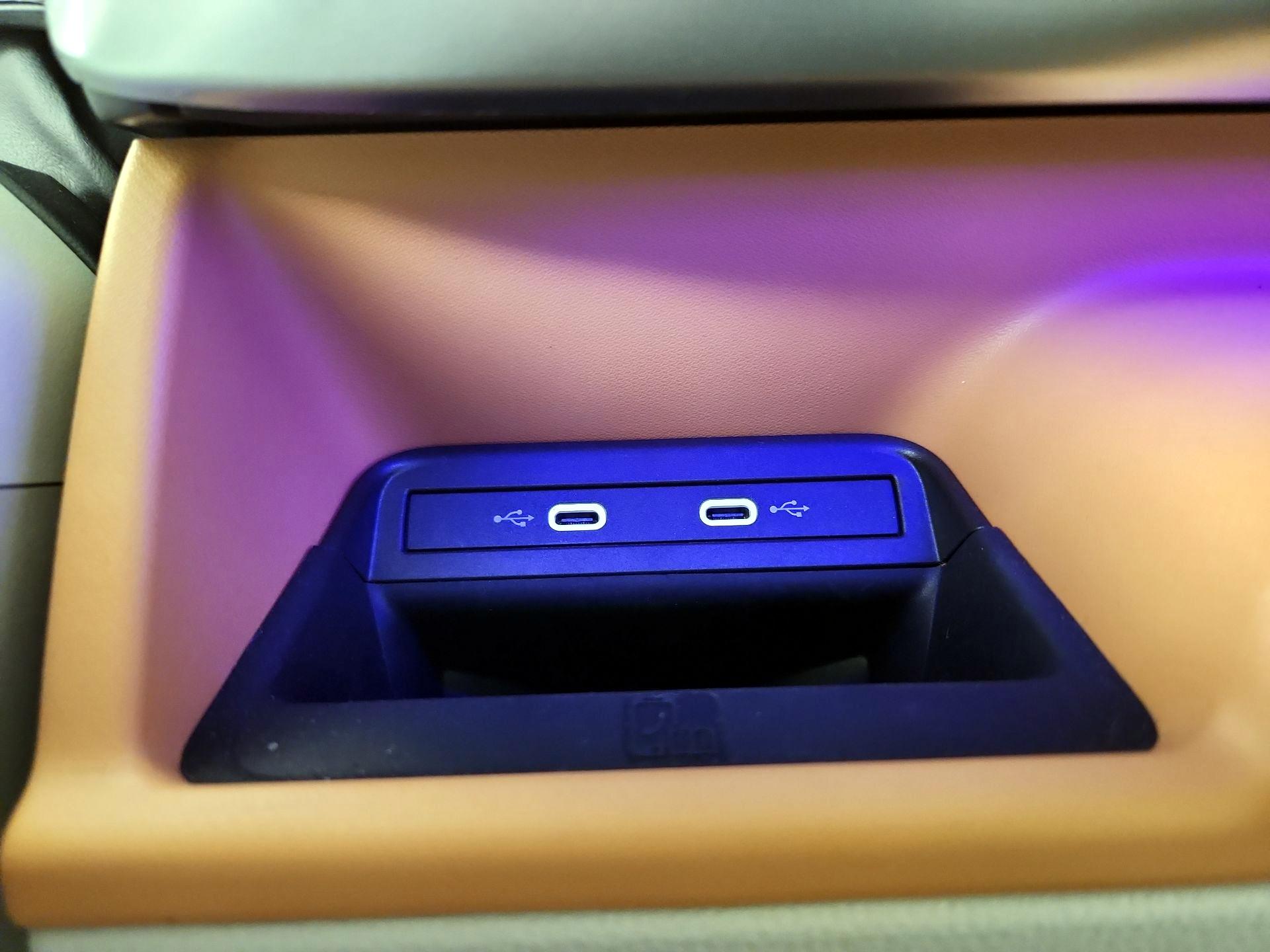 Thumbnail: 2025 Volkswagen ID.Buzz - 19