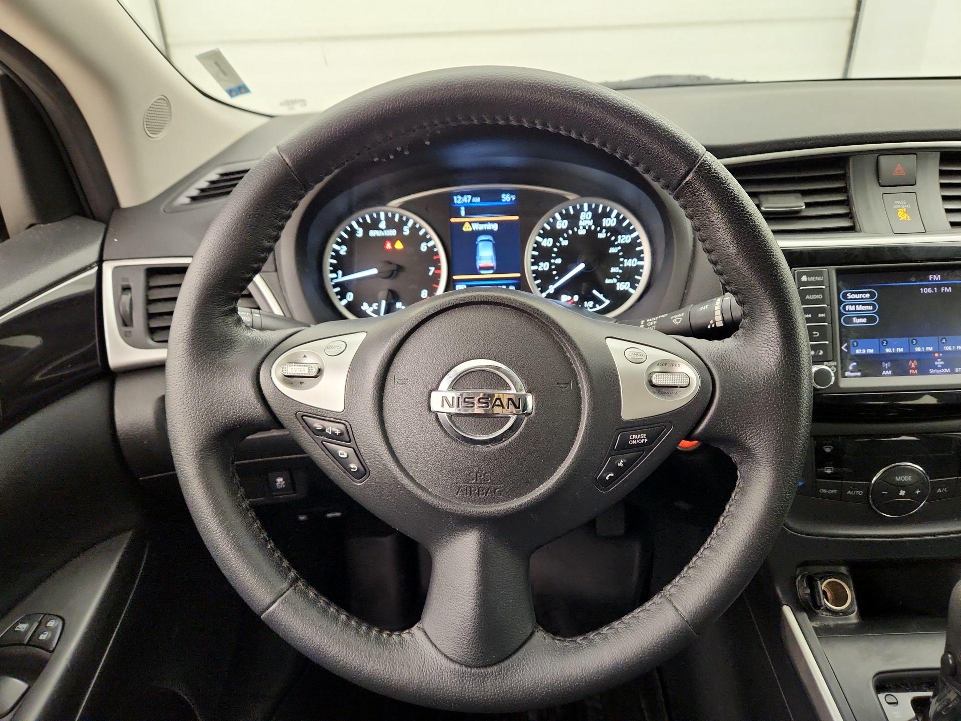 Thumbnail: 2019 Nissan Sentra - 10