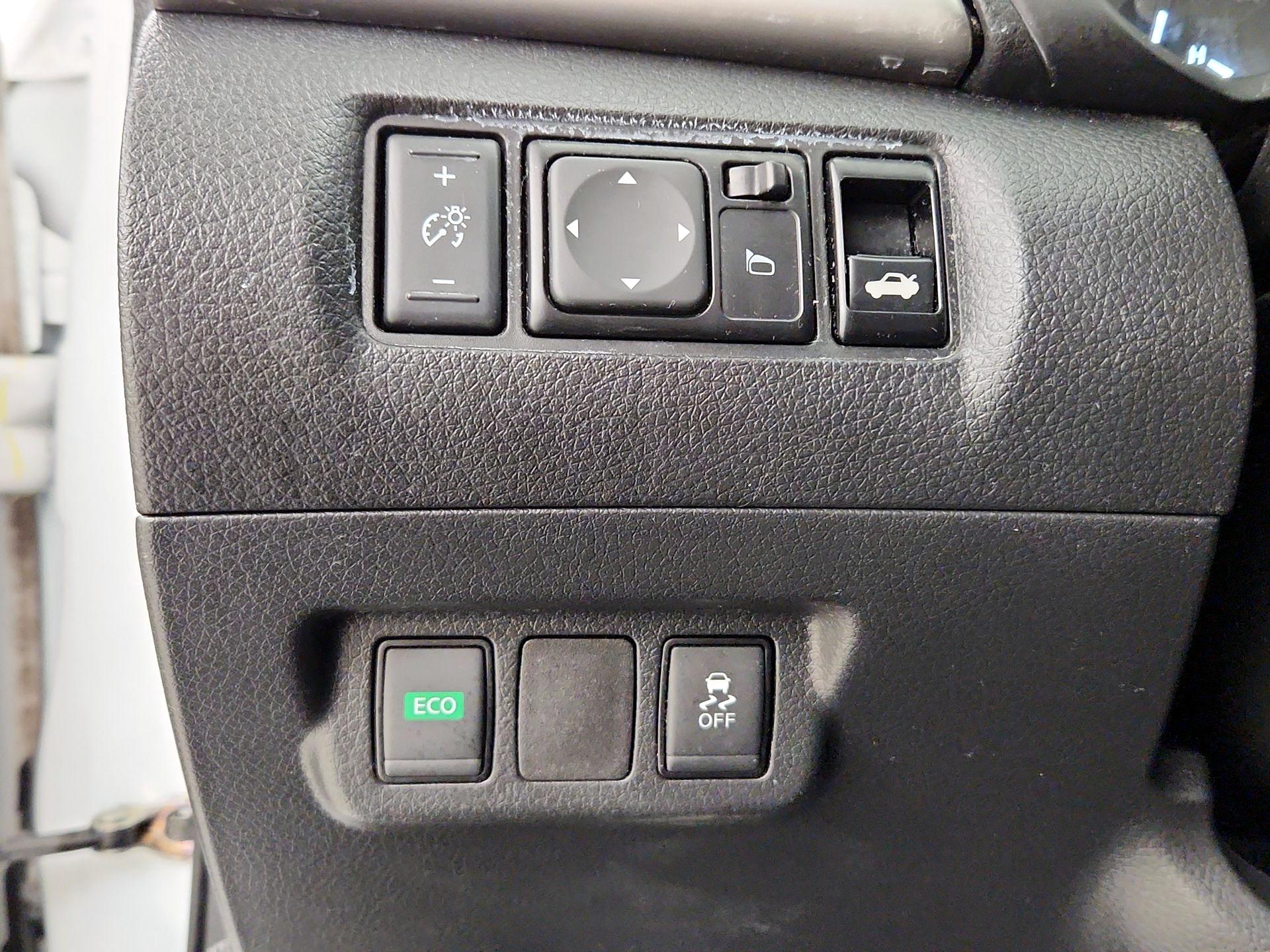 Thumbnail: 2019 Nissan Sentra - 13