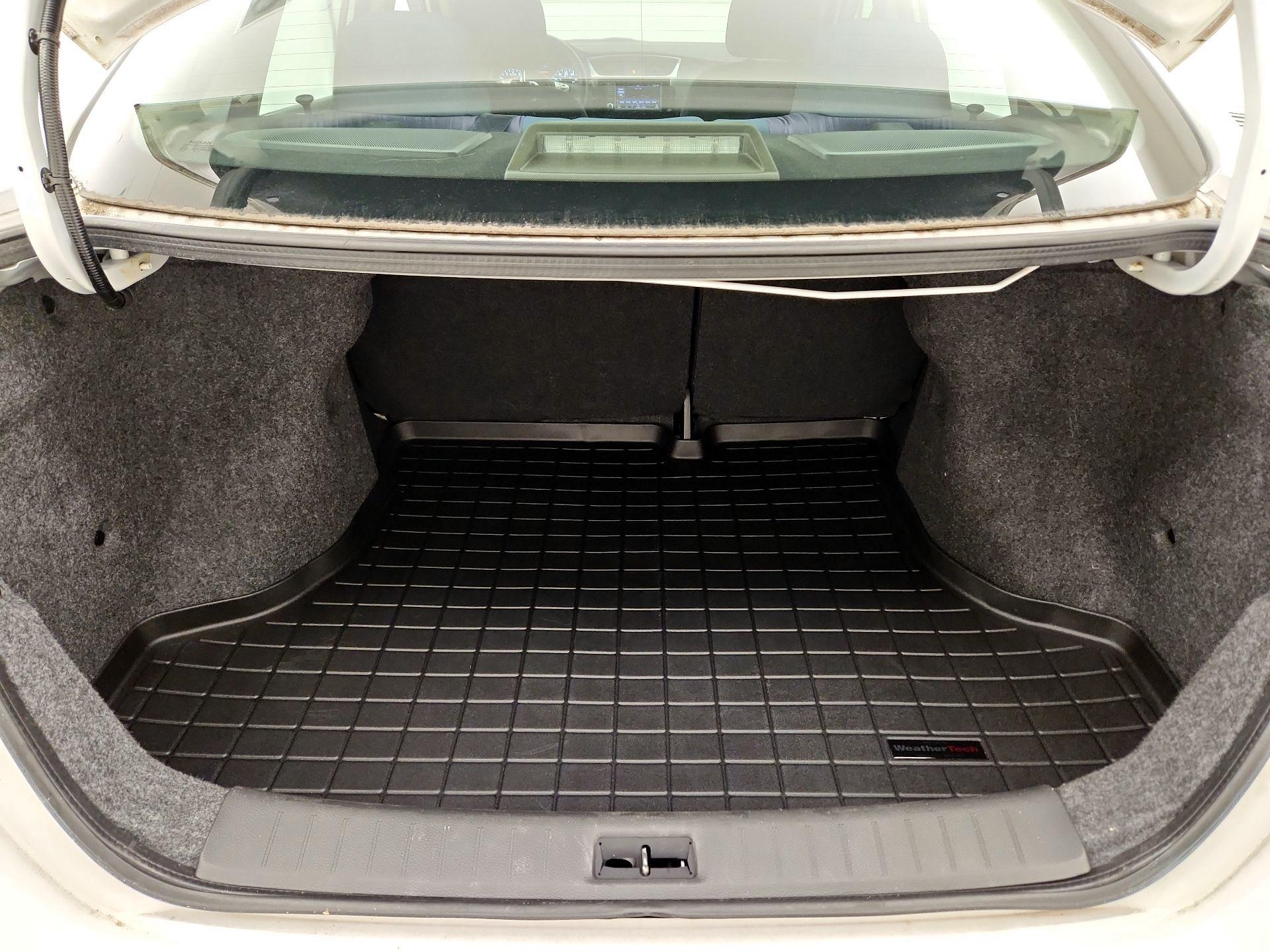 Thumbnail: 2019 Nissan Sentra - 20