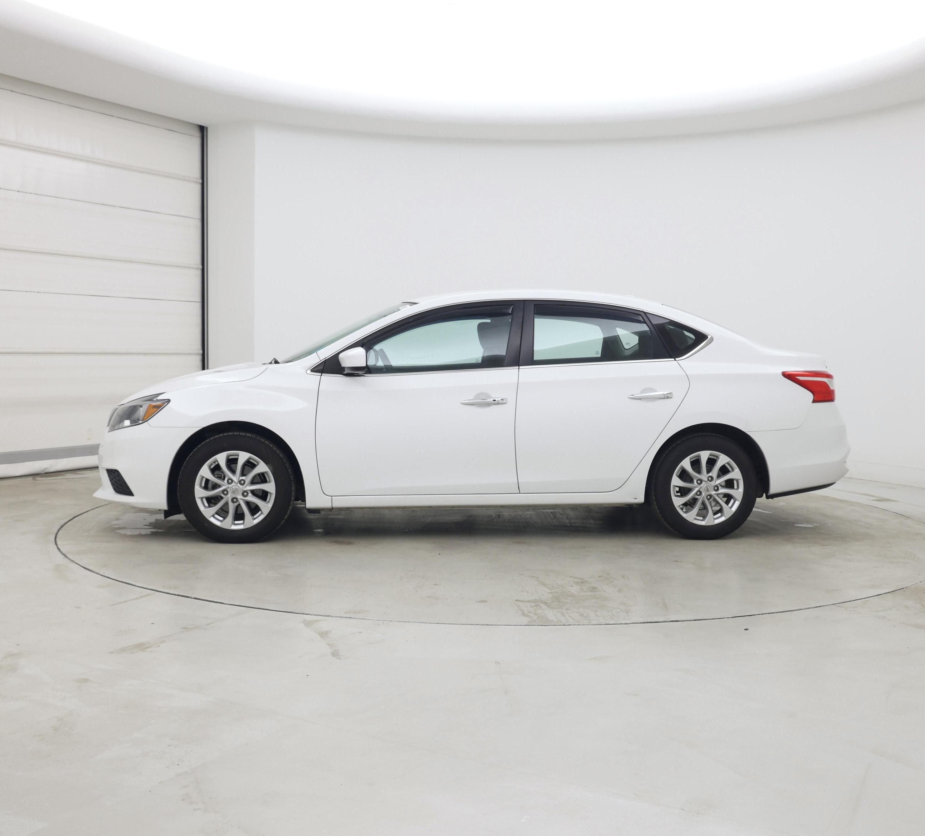 Thumbnail: 2019 Nissan Sentra - 3