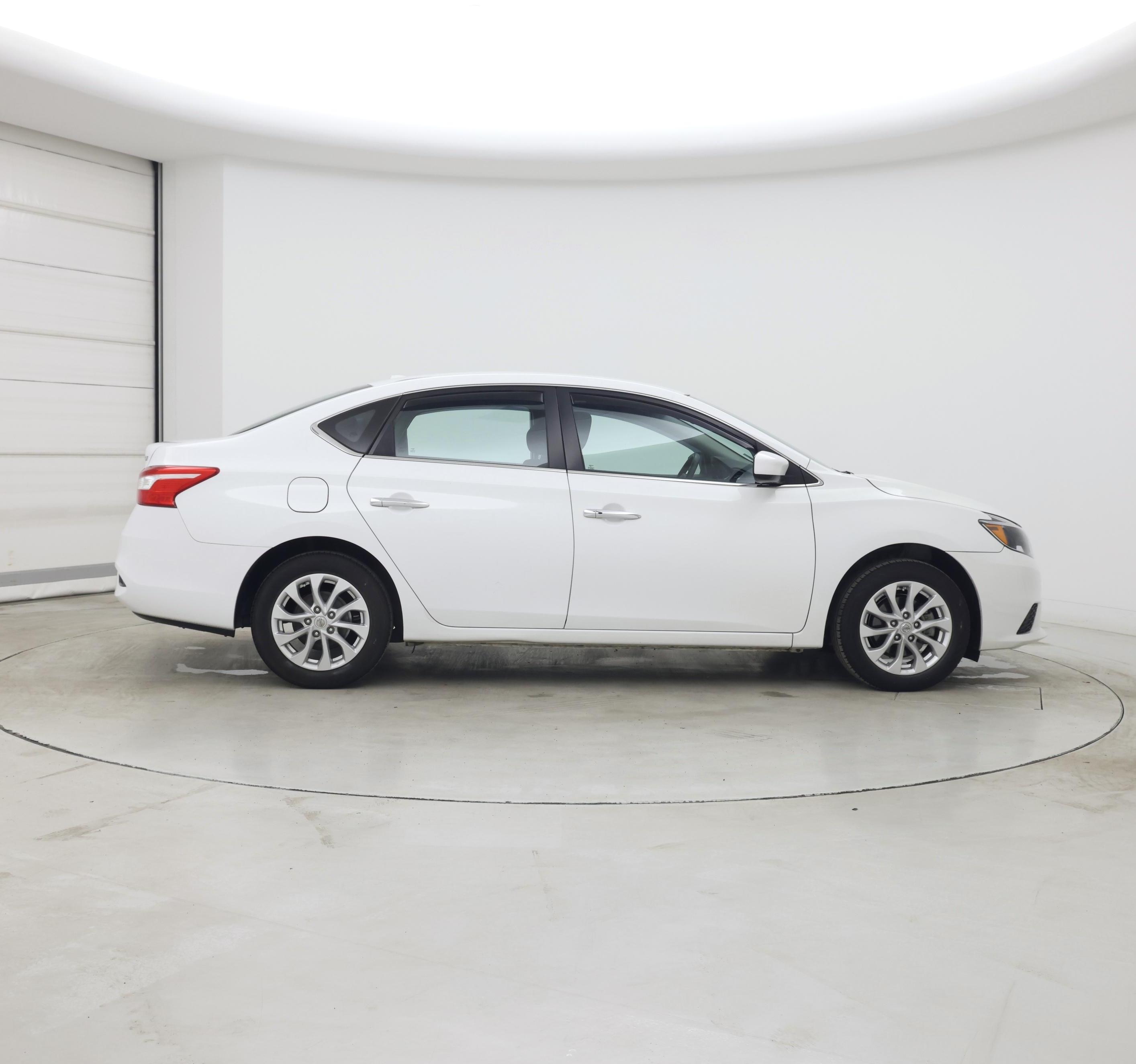 Thumbnail: 2019 Nissan Sentra - 7