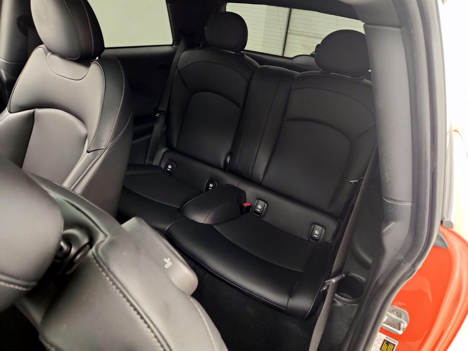 Thumbnail: 2020 MINI Cooper Hardtop - 20