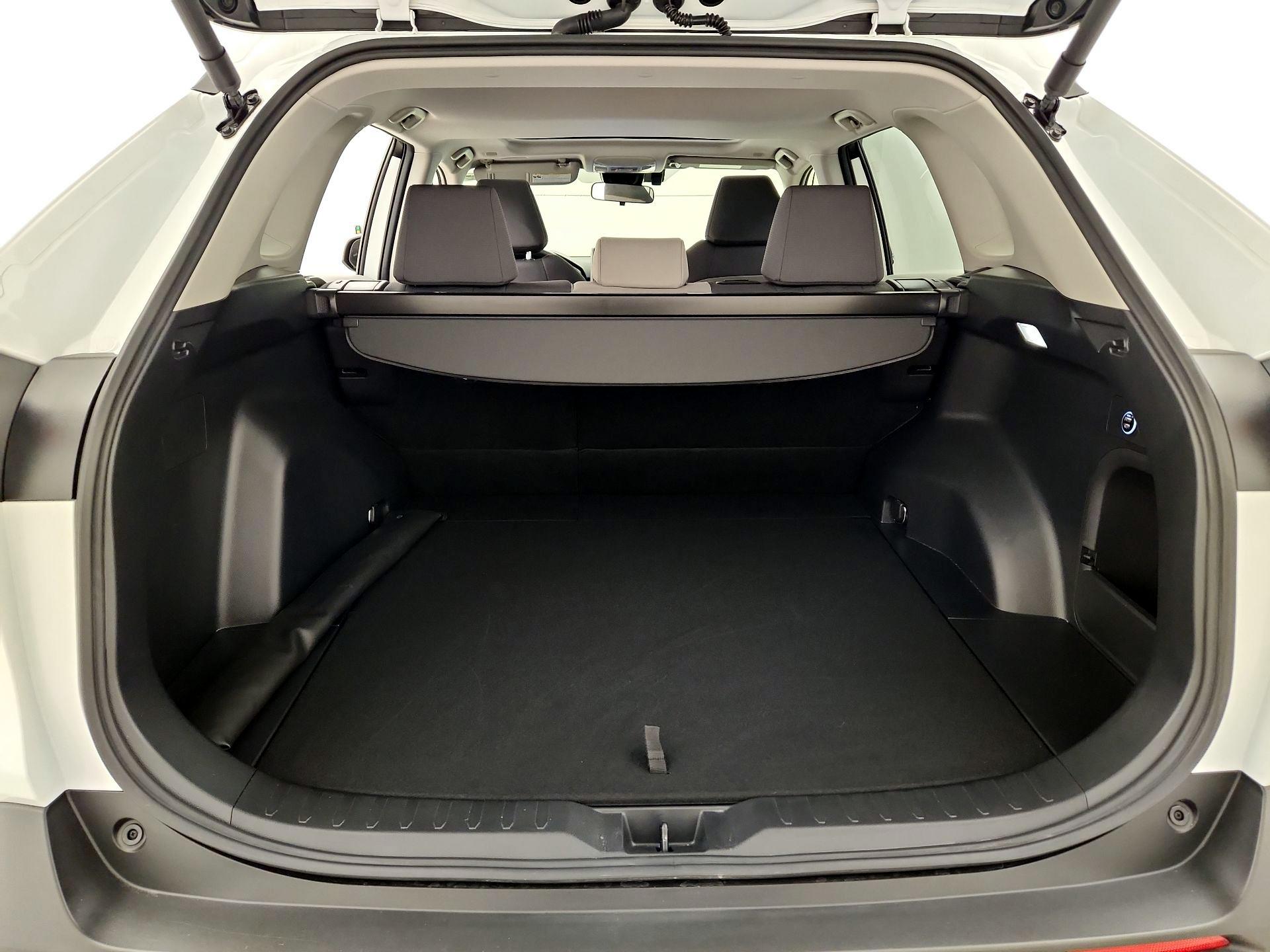 Thumbnail: 2025 Toyota RAV4 - 19