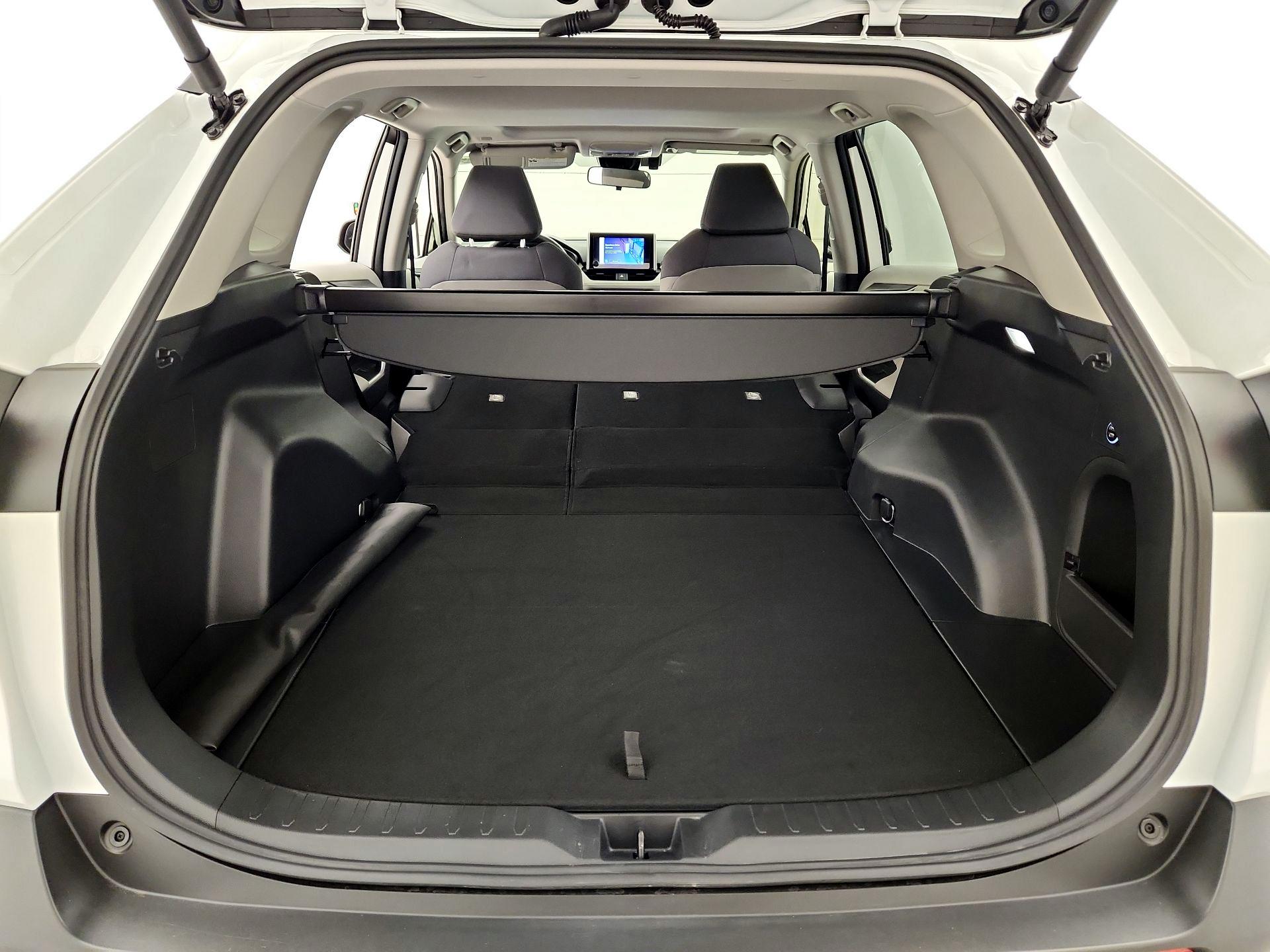 Thumbnail: 2025 Toyota RAV4 - 20