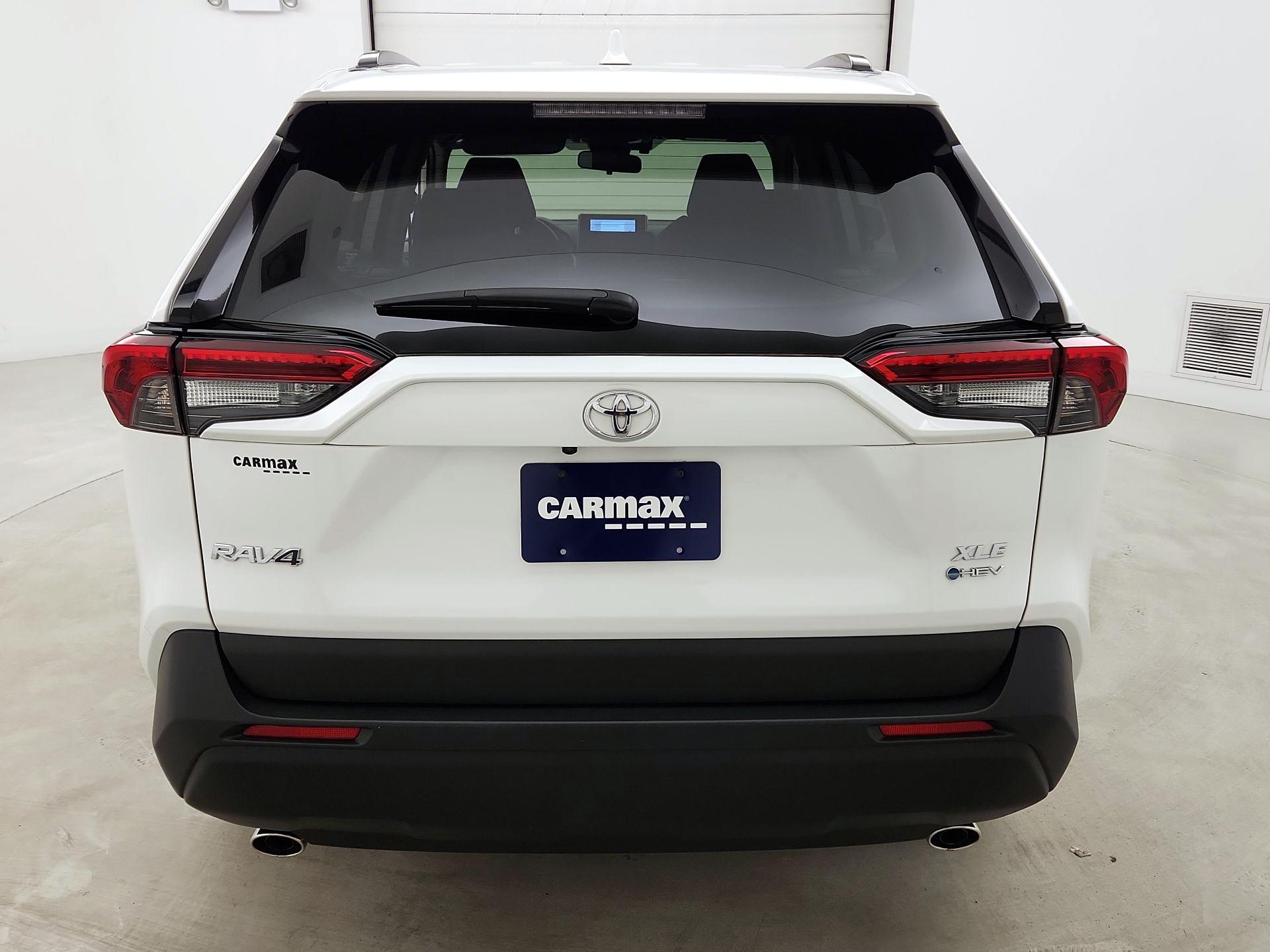 Thumbnail: 2025 Toyota RAV4 - 6