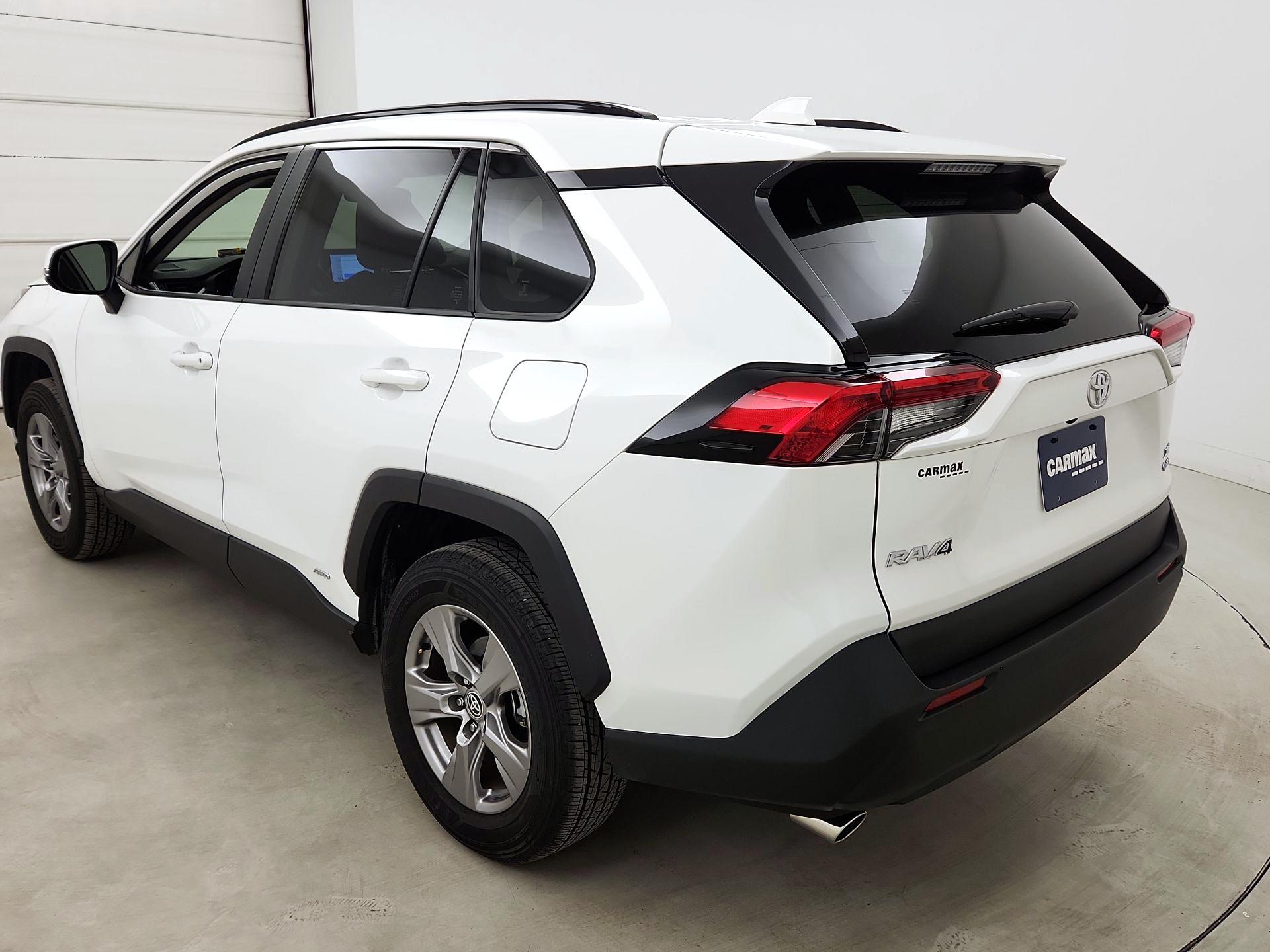 Thumbnail: 2025 Toyota RAV4 - 7