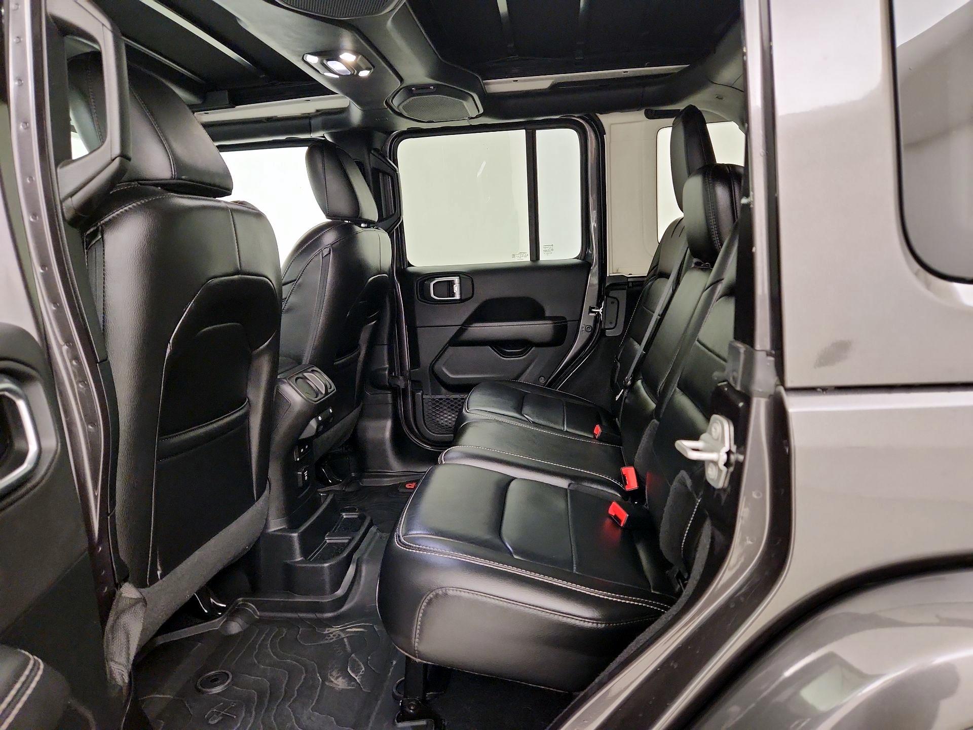 Thumbnail: 2021 Jeep Wrangler - 18