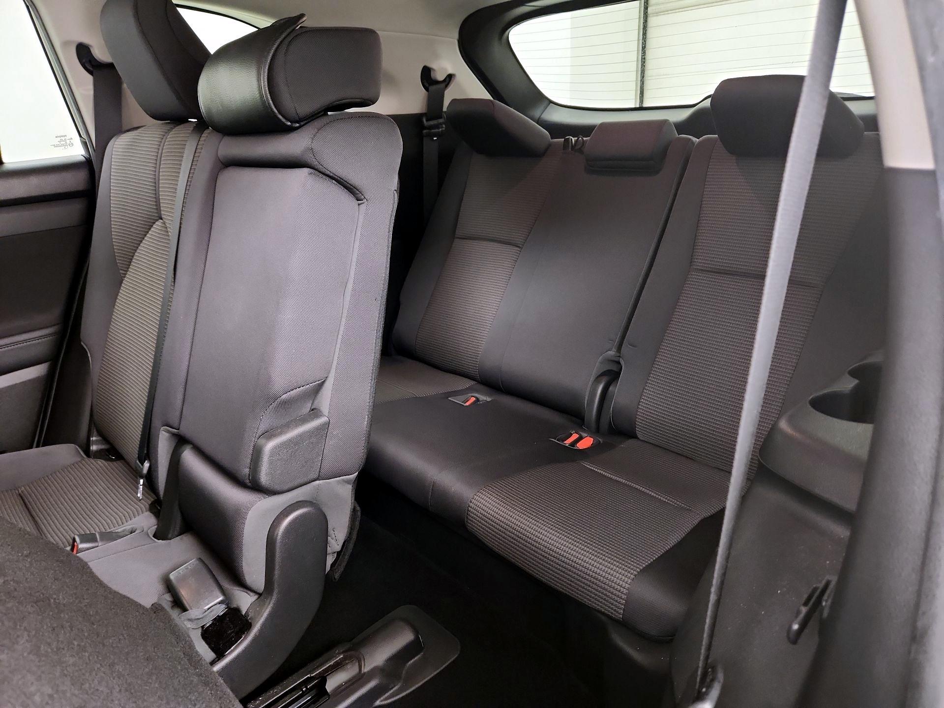 Thumbnail: 2022 Toyota Highlander - 20