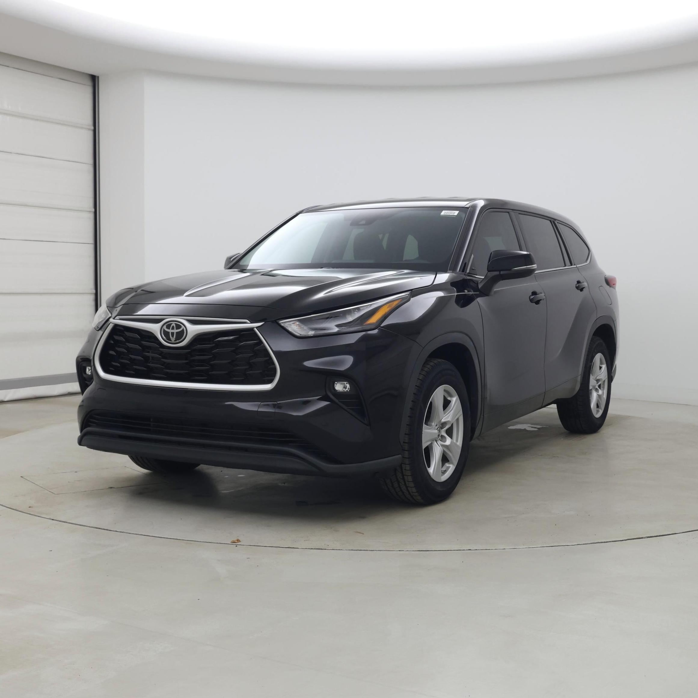 Thumbnail: 2022 Toyota Highlander - 4