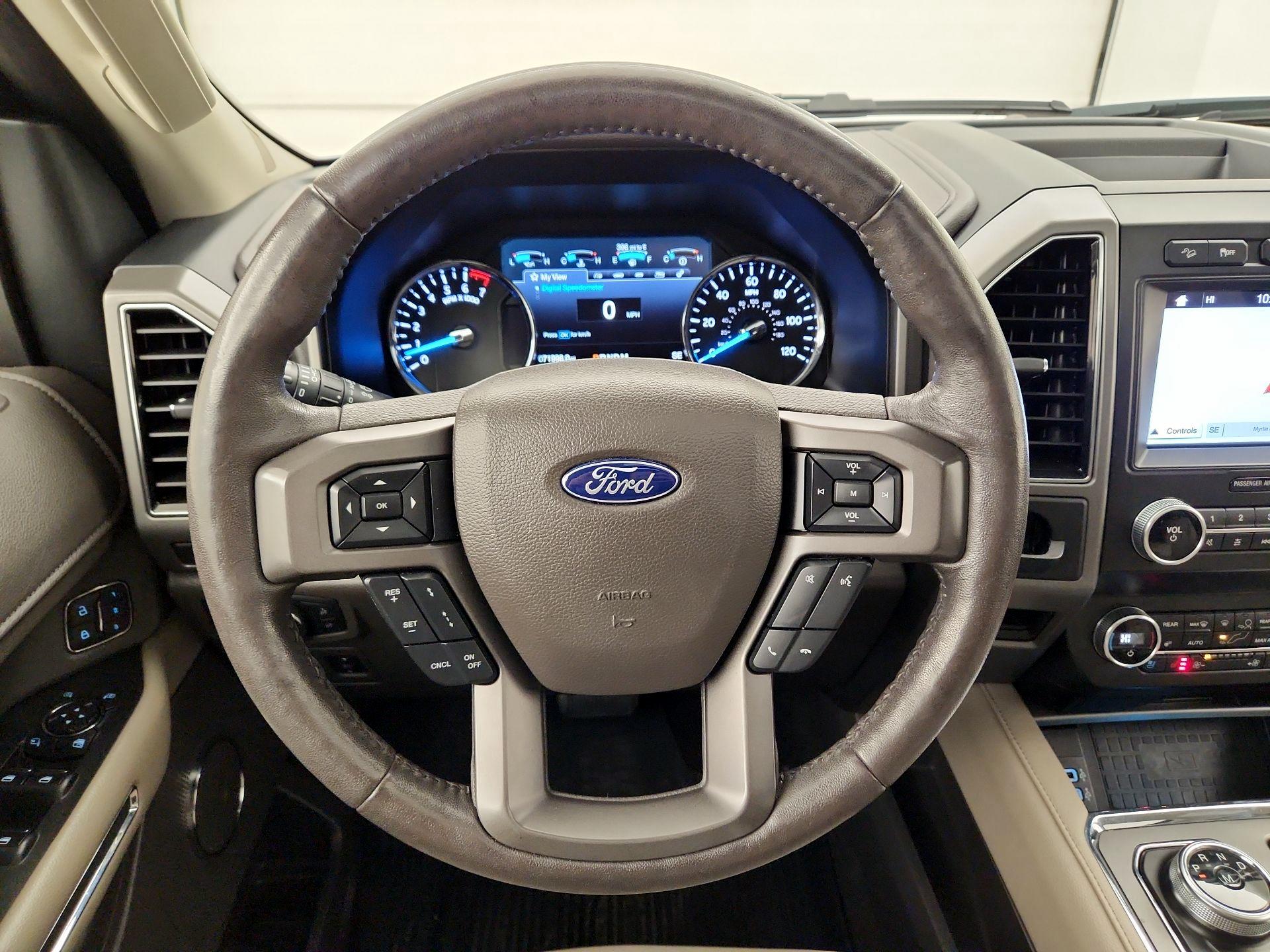Thumbnail: 2019 Ford Expedition - 10
