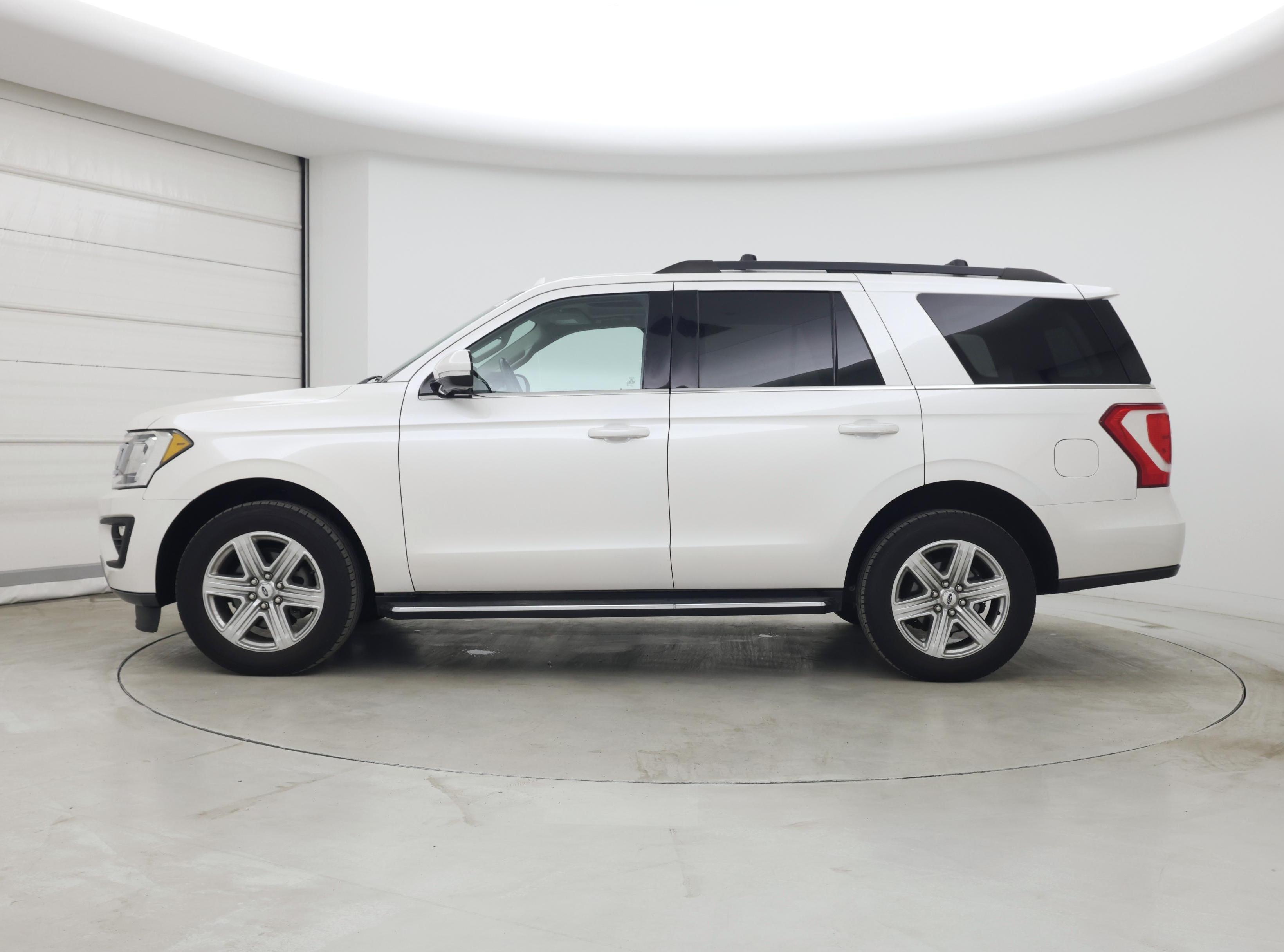 Thumbnail: 2019 Ford Expedition - 3