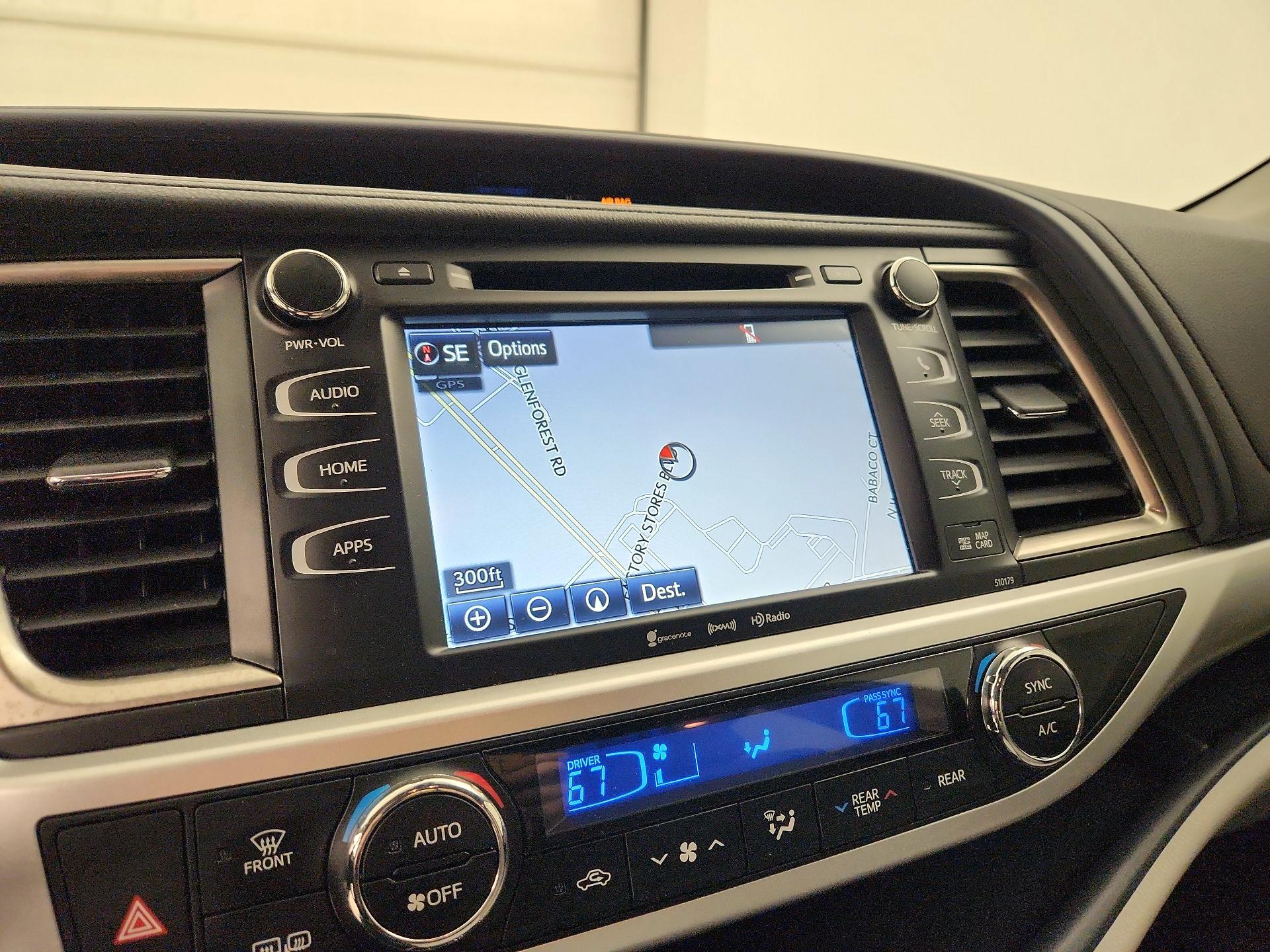 Thumbnail: 2017 Toyota Highlander - 14