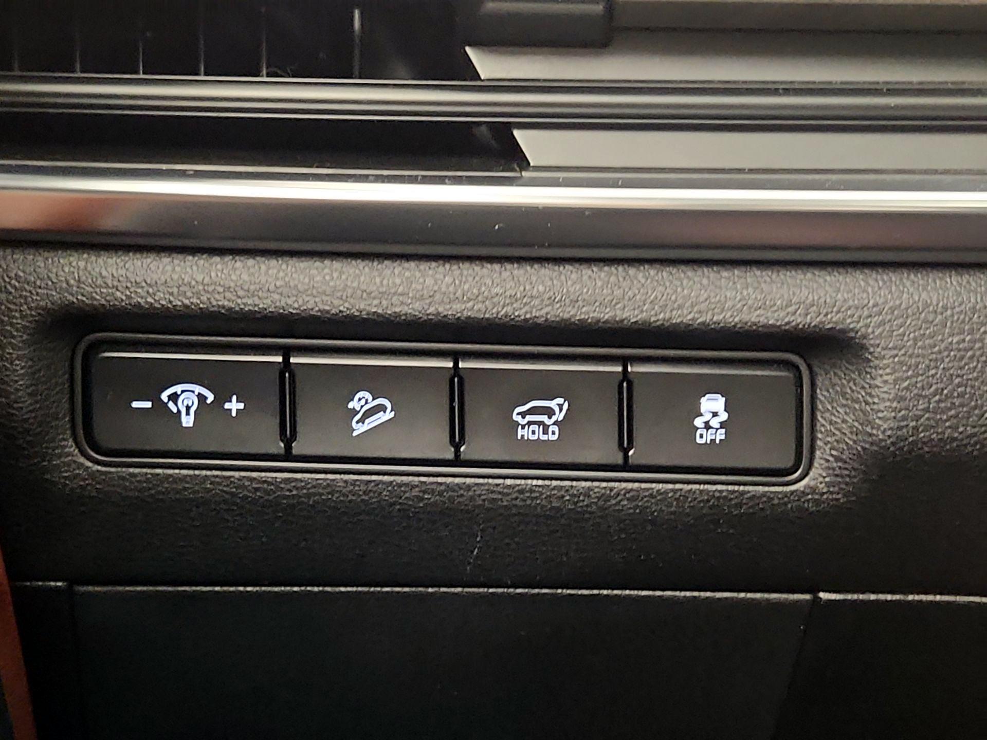 Thumbnail: 2023 Kia Telluride - 11