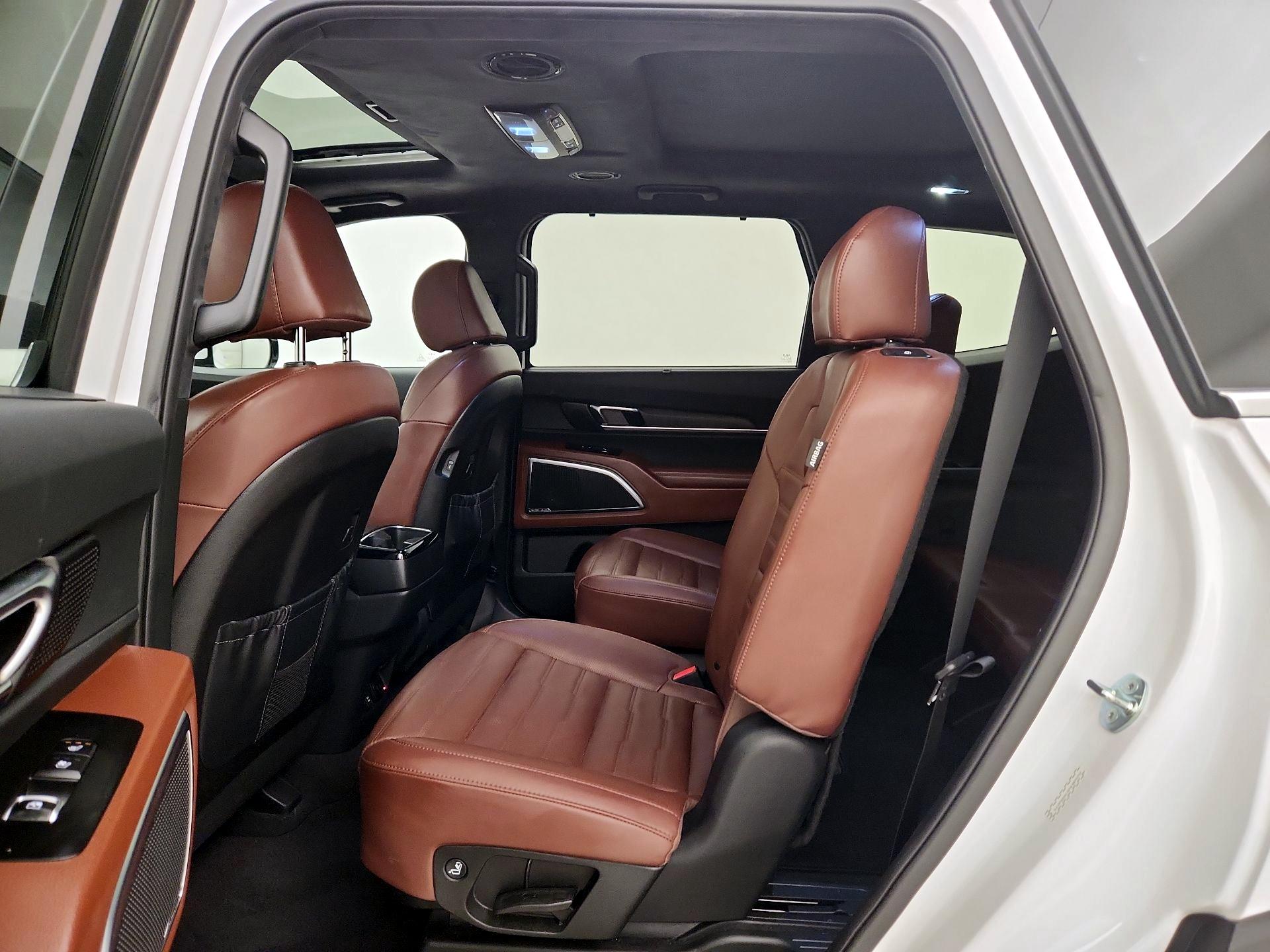 Thumbnail: 2023 Kia Telluride - 19