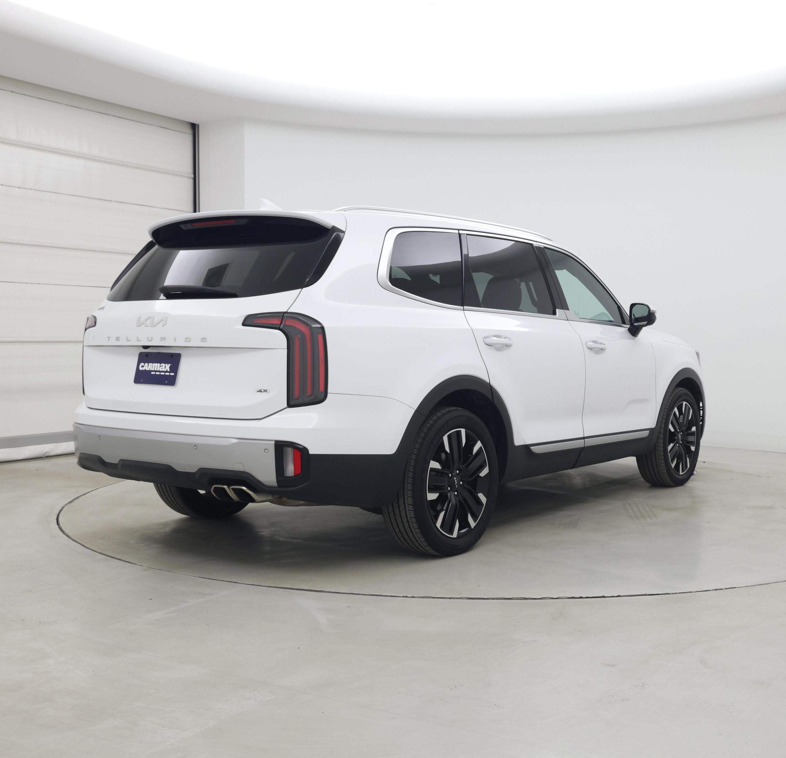 Thumbnail: 2023 Kia Telluride - 8