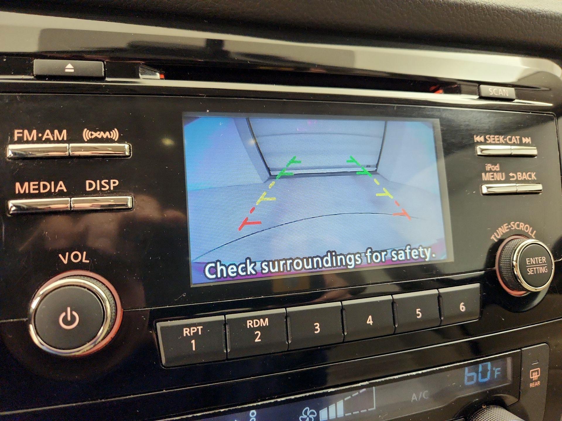 Thumbnail: 2017 Nissan Rogue - 12