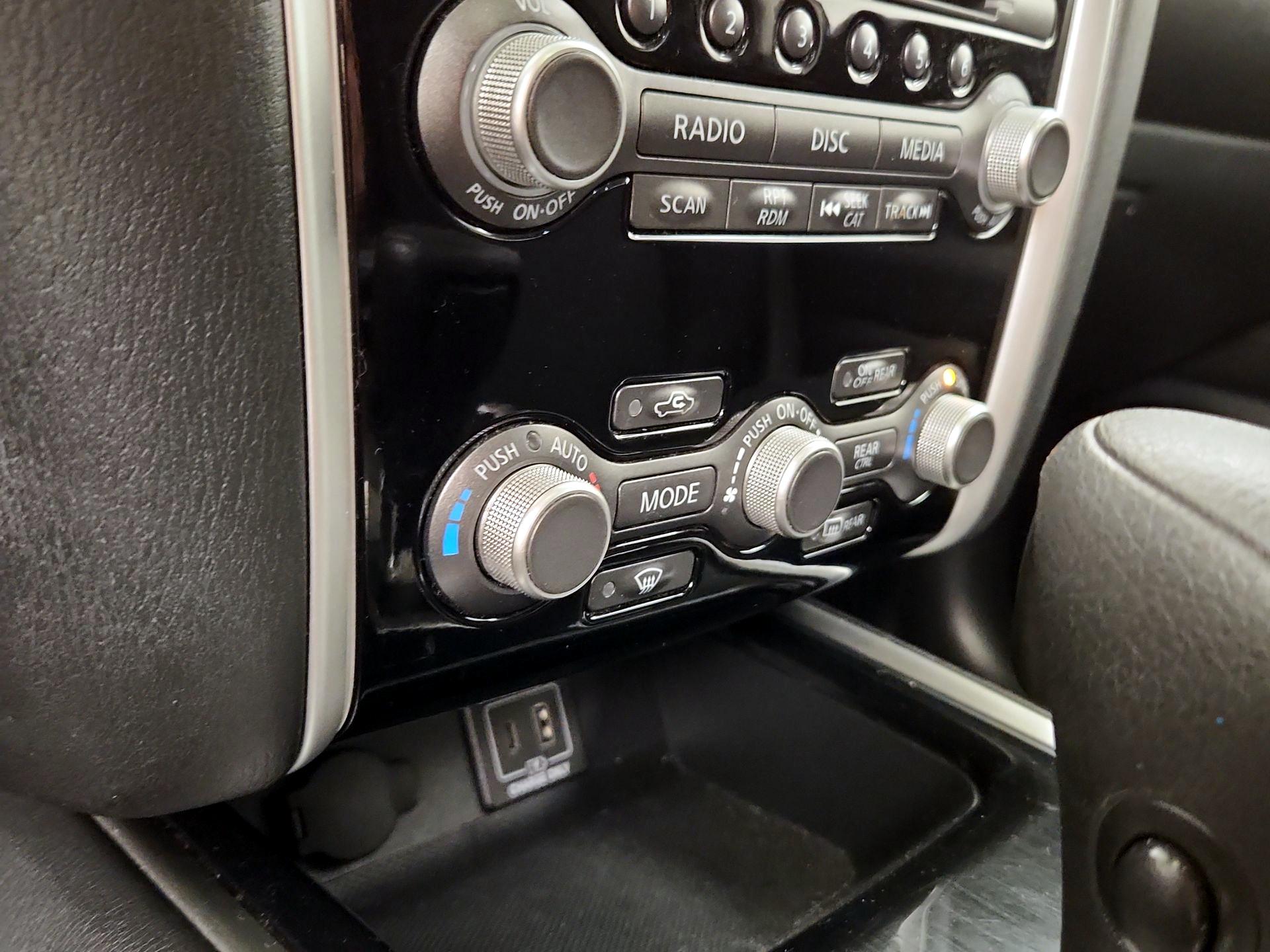 Thumbnail: 2019 Nissan Pathfinder - 14