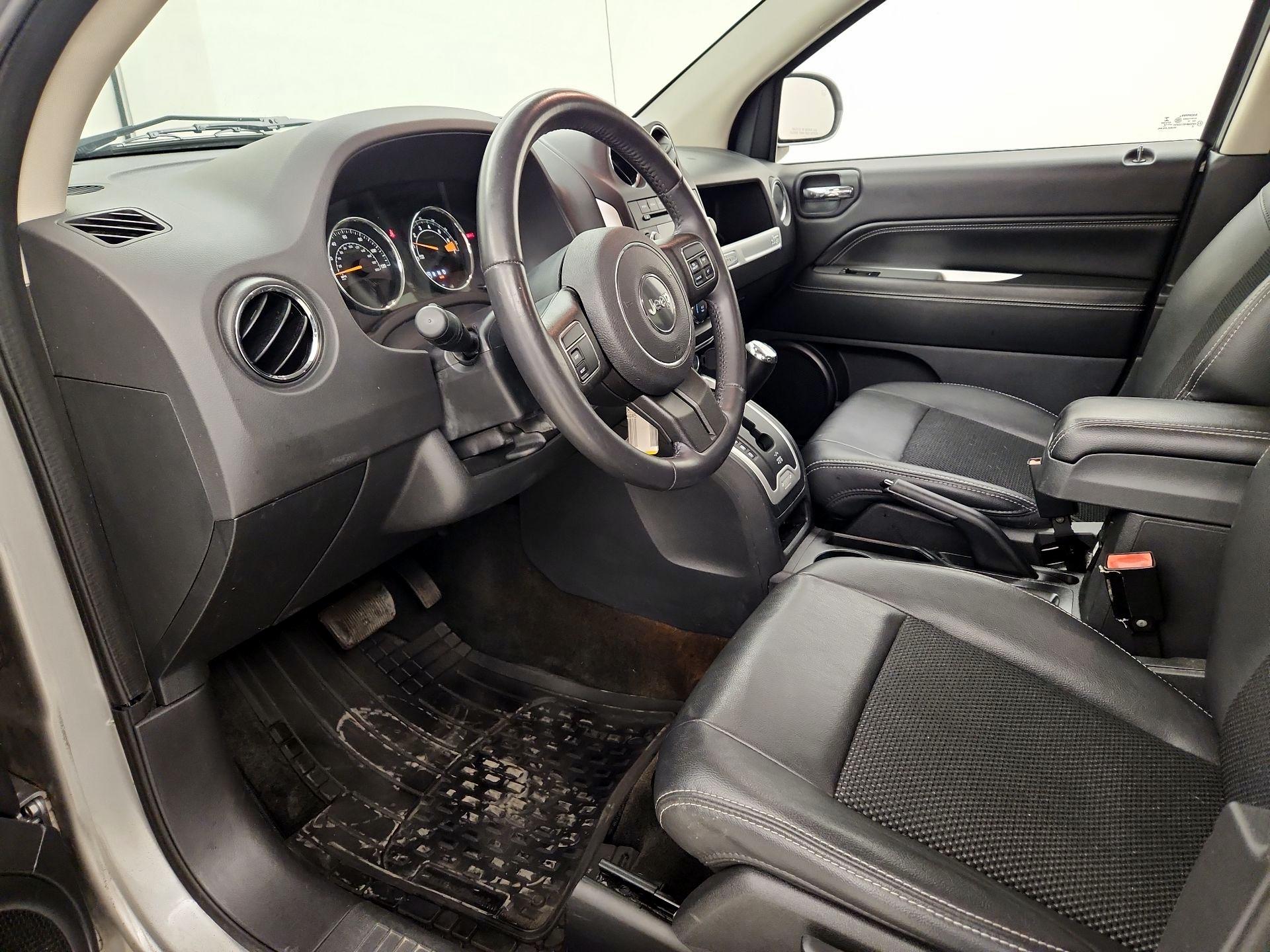 Thumbnail: 2014 Jeep Compass - 11