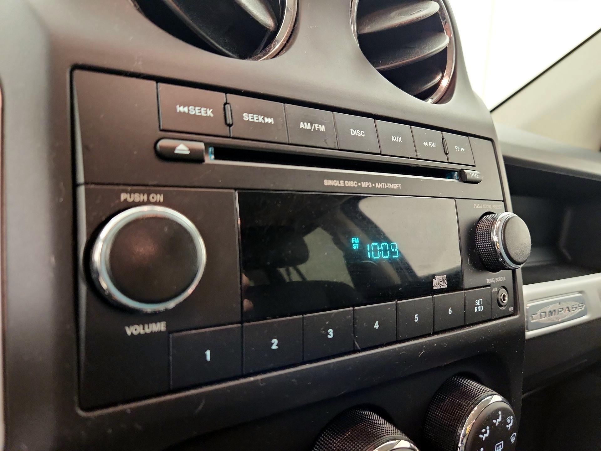 Thumbnail: 2014 Jeep Compass - 13